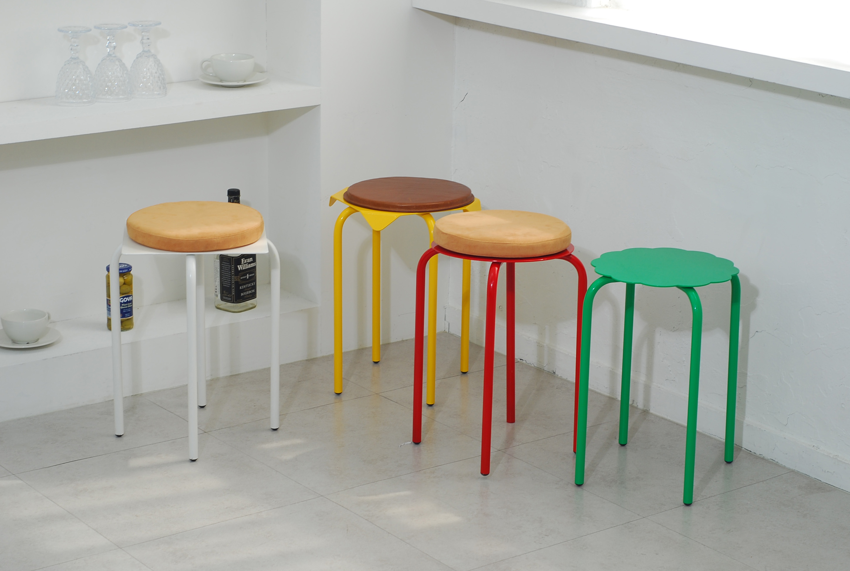 Burger Stool (4 stools)