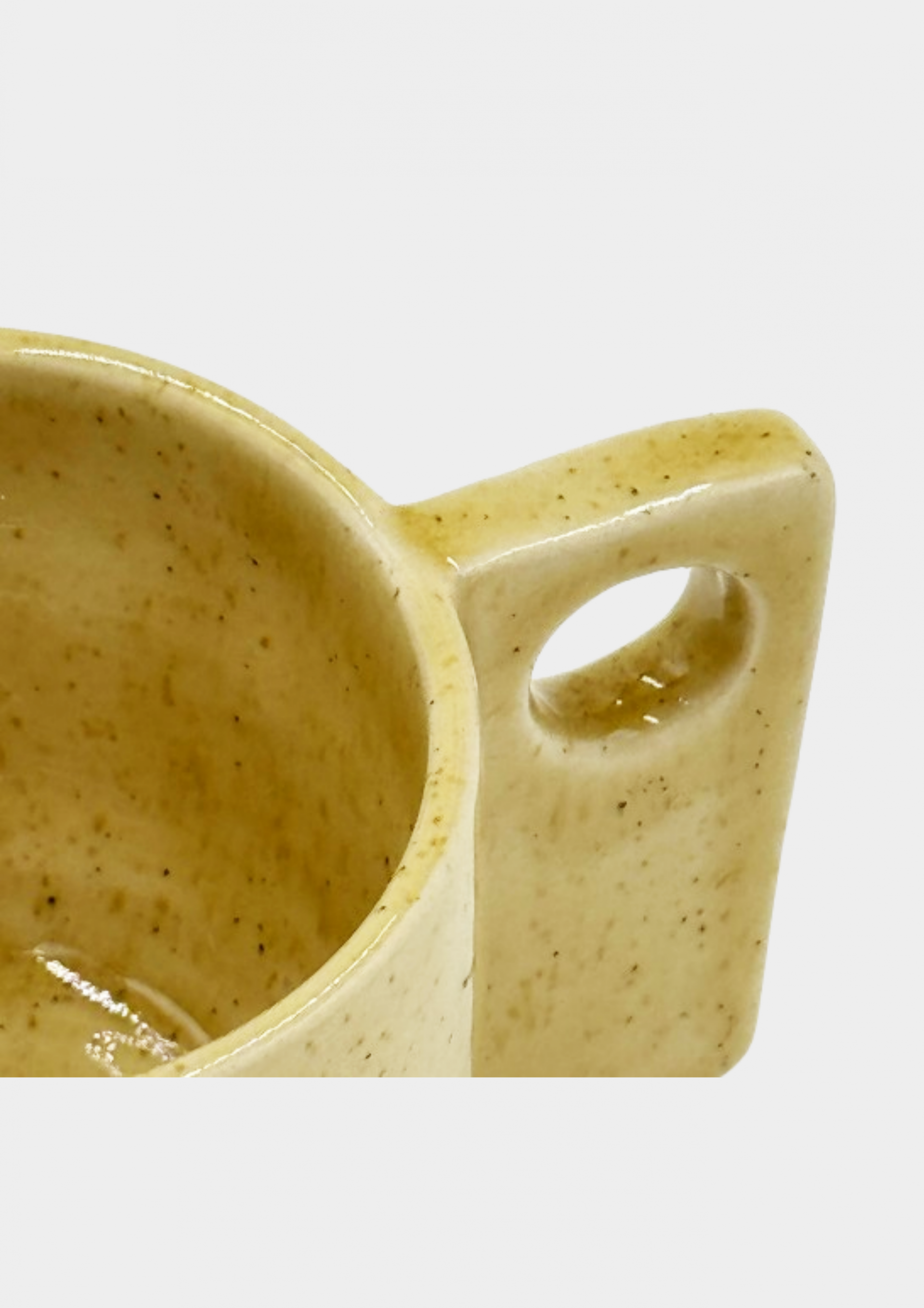 로로 머그 손잡이 디테일샷