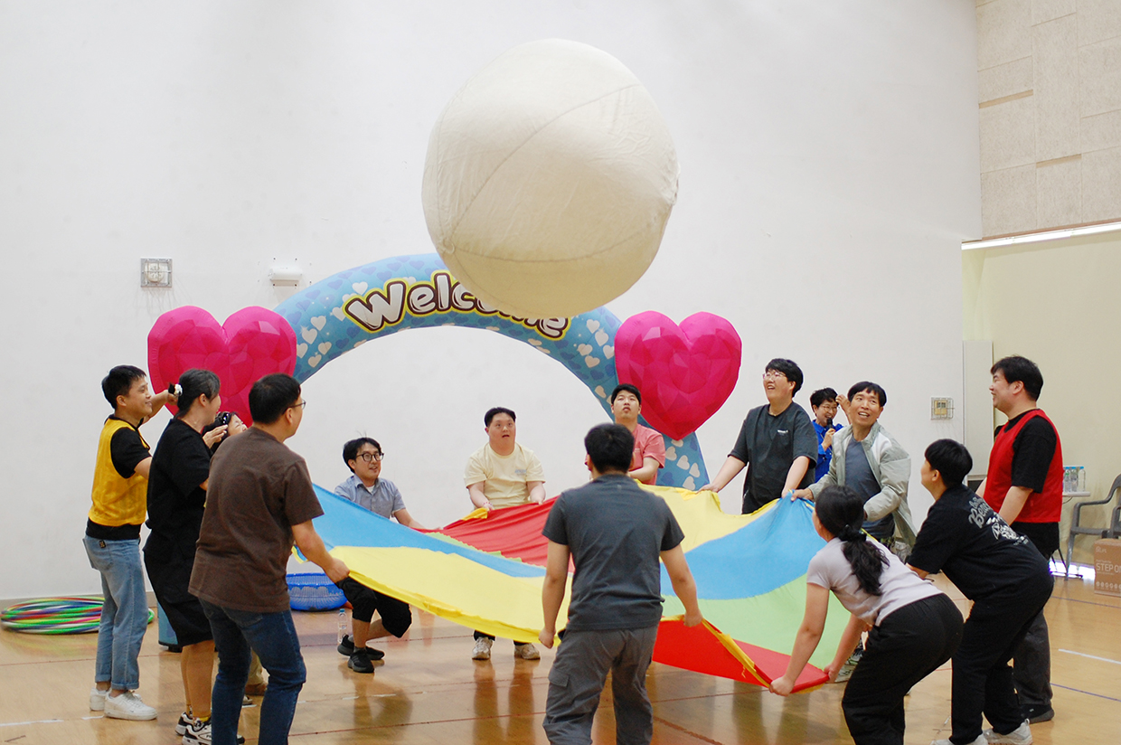 27a22809af9a6.jpg