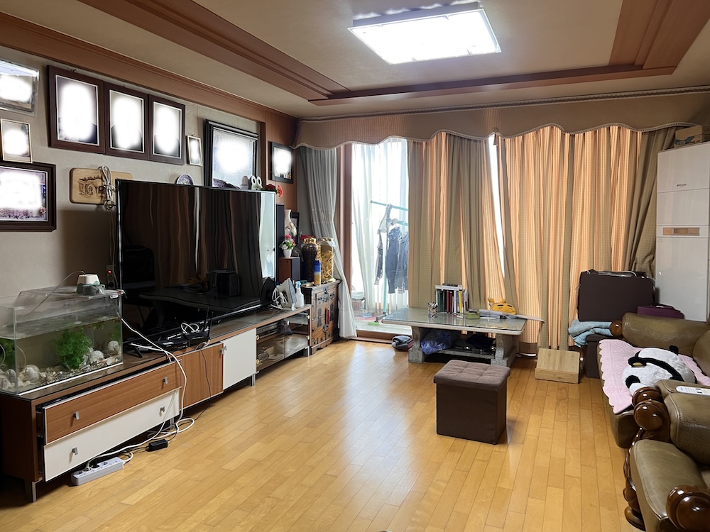 183032110efdb.jpg