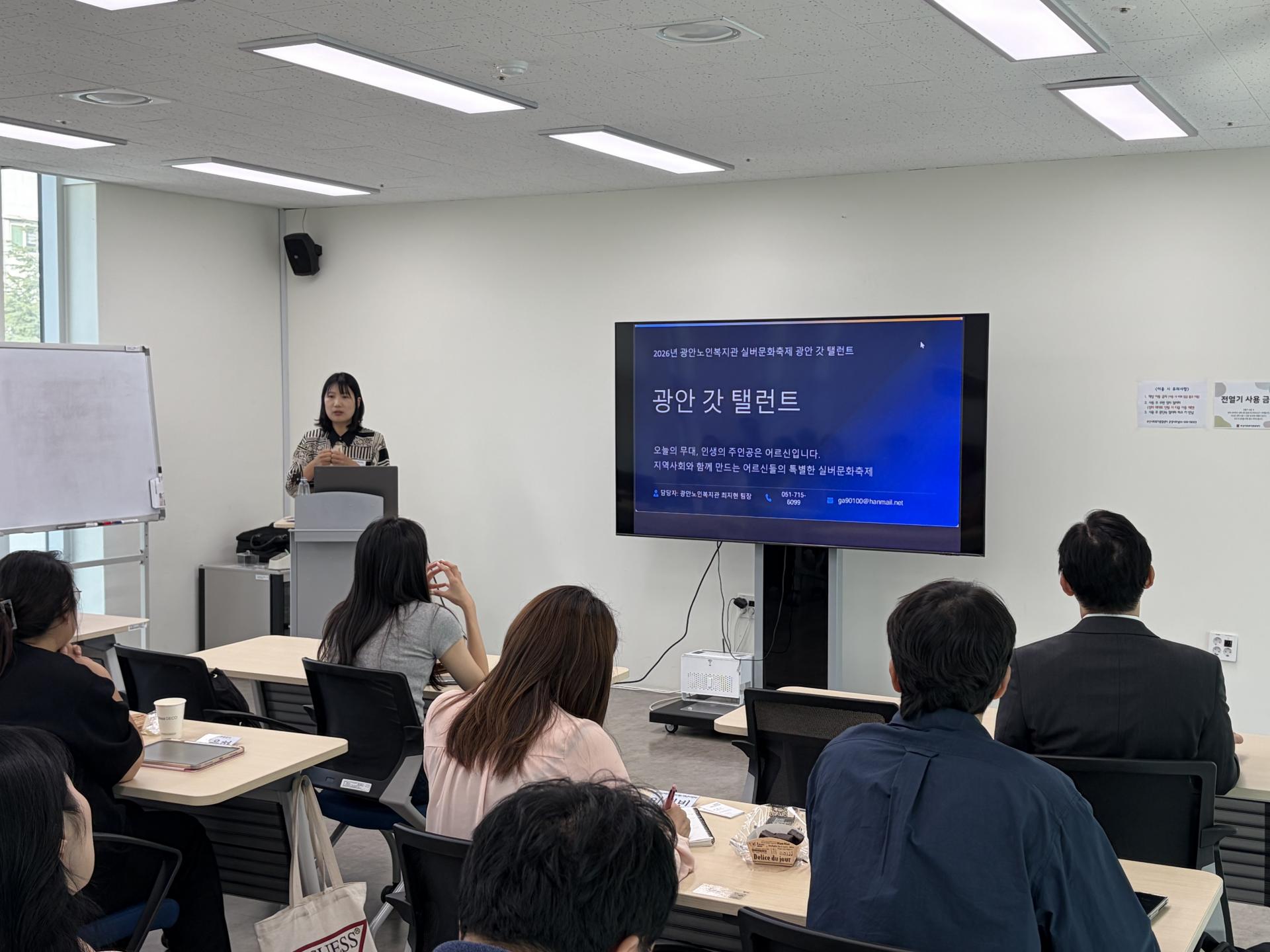 c90cf47ab9548.jpg