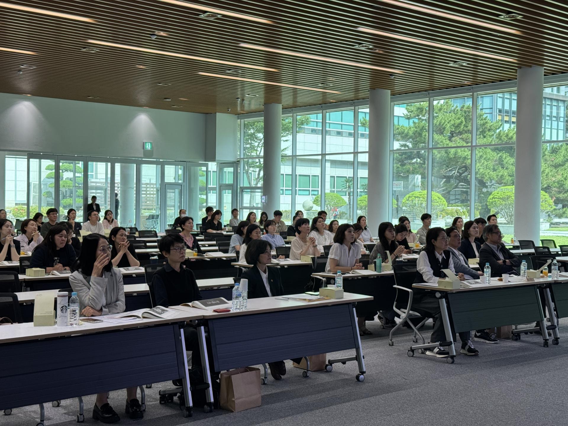 caa16555a734d.jpg
