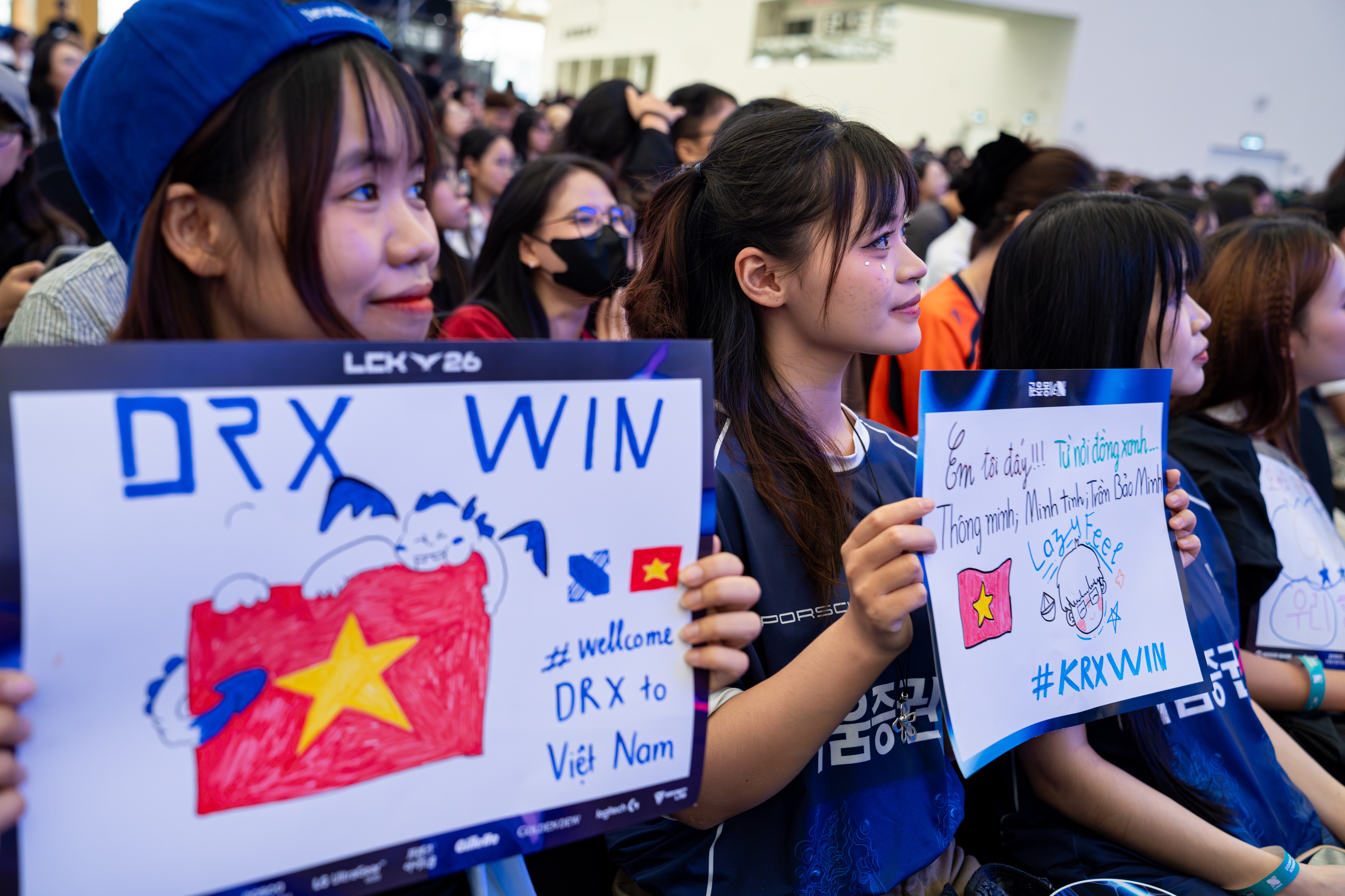 LCK,  DRX,  HLE,  VEC,  Ha Noi anh 8
