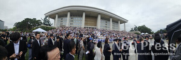 3dd60f086629d.jpg