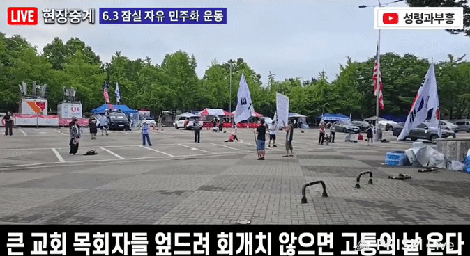 a8a88e58bfb01.gif