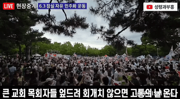 adf482379d0f3.gif