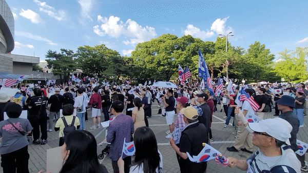 c14e68c41c2d5.gif