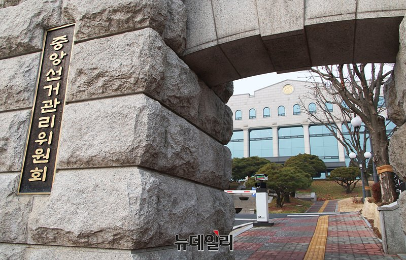 f18db3fd36c3a.png
