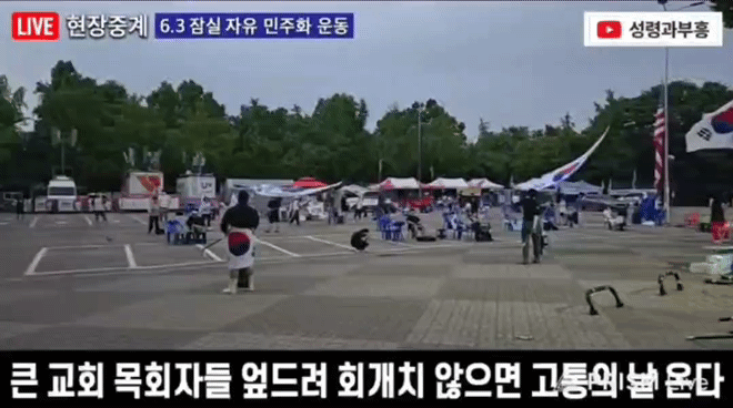 f65d8b33a2173.gif