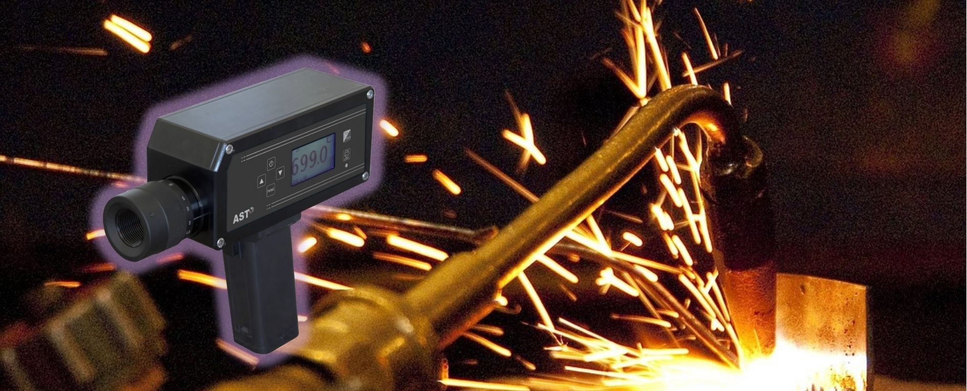 AST 휴대용 파이로미터 Portable Pyrometer | 고온 비접촉 온도 측정을 위한 산업용 장비 이미지