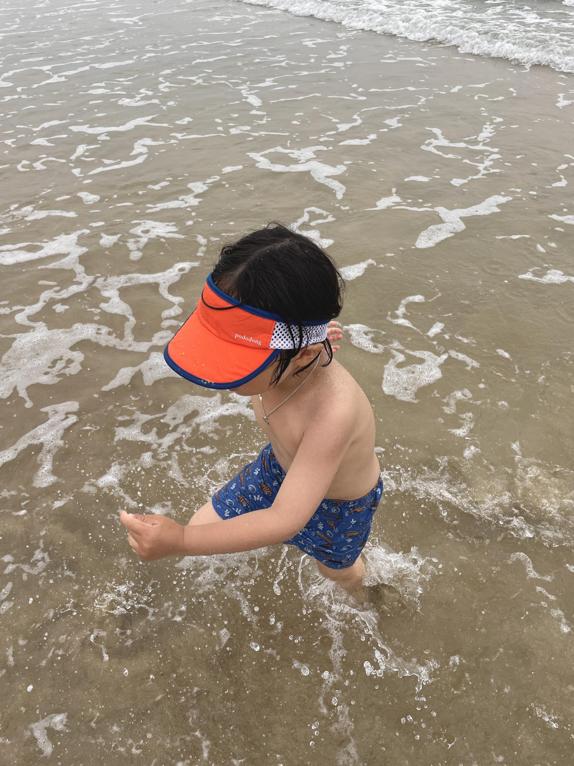 SUNNY POP VISOR