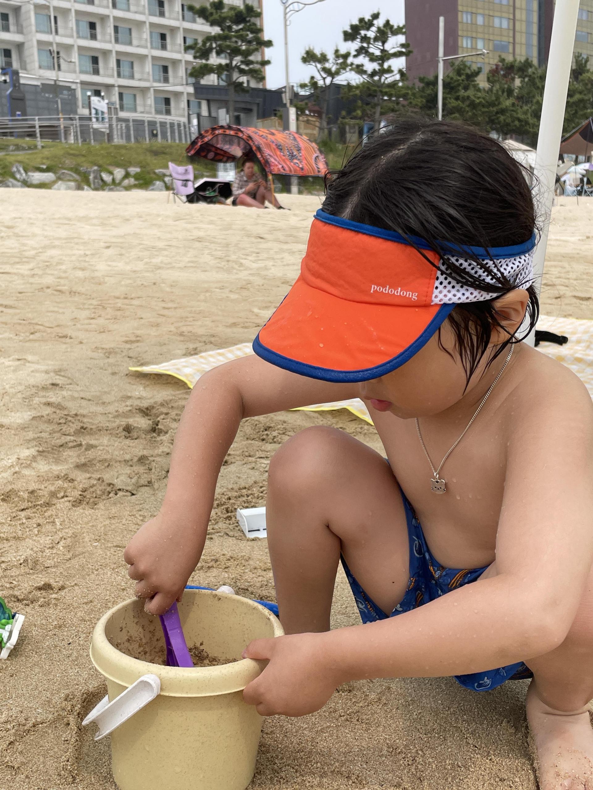 SUNNY POP VISOR