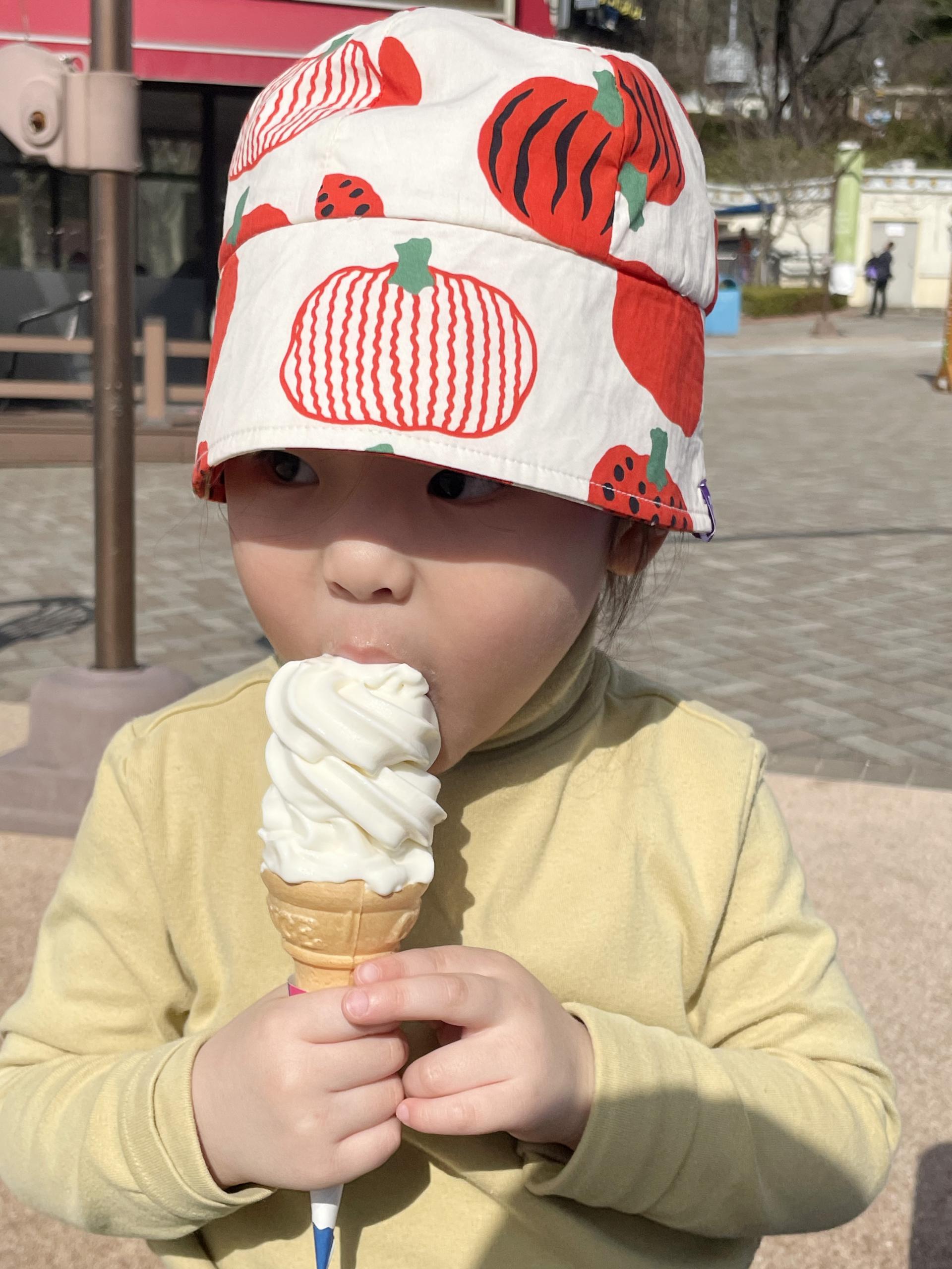 PUMPKIN SUNHAT (RED)