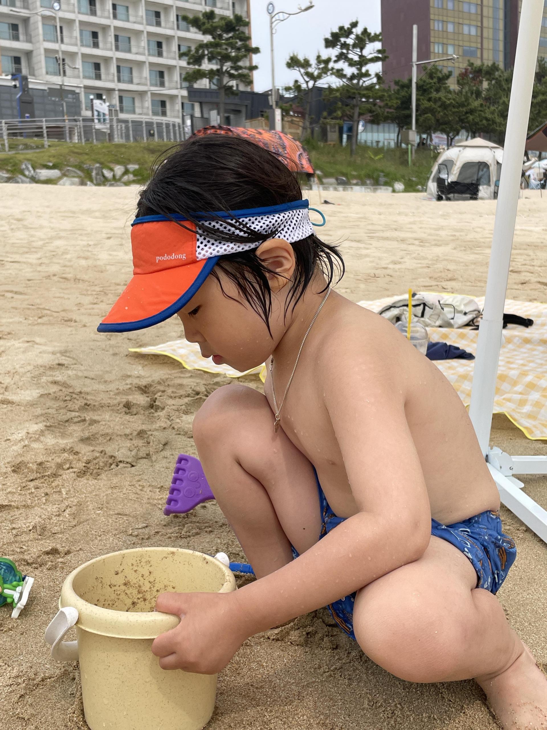 SUNNY POP VISOR