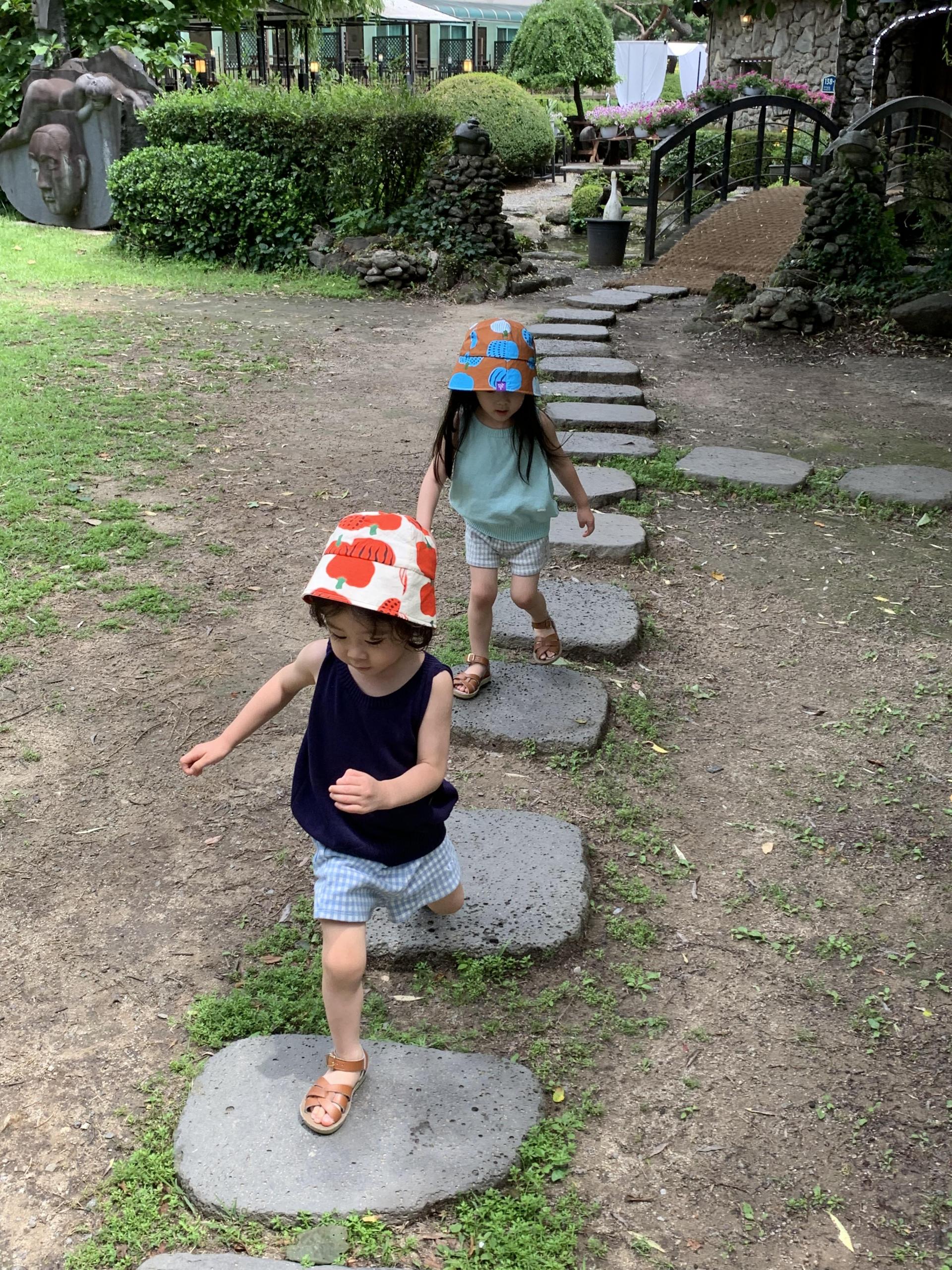 PUMPKIN SUNHAT (BLUE)