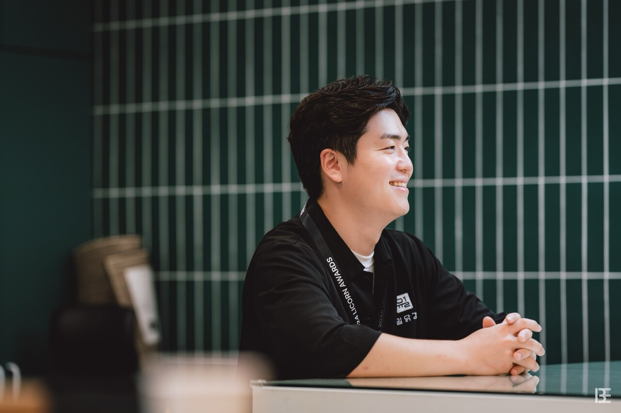 2024 강한 소상공인 파이널 오디션 현장에서 만난 유일컴퍼니 유병훈 대표 ⓒ 비로컬