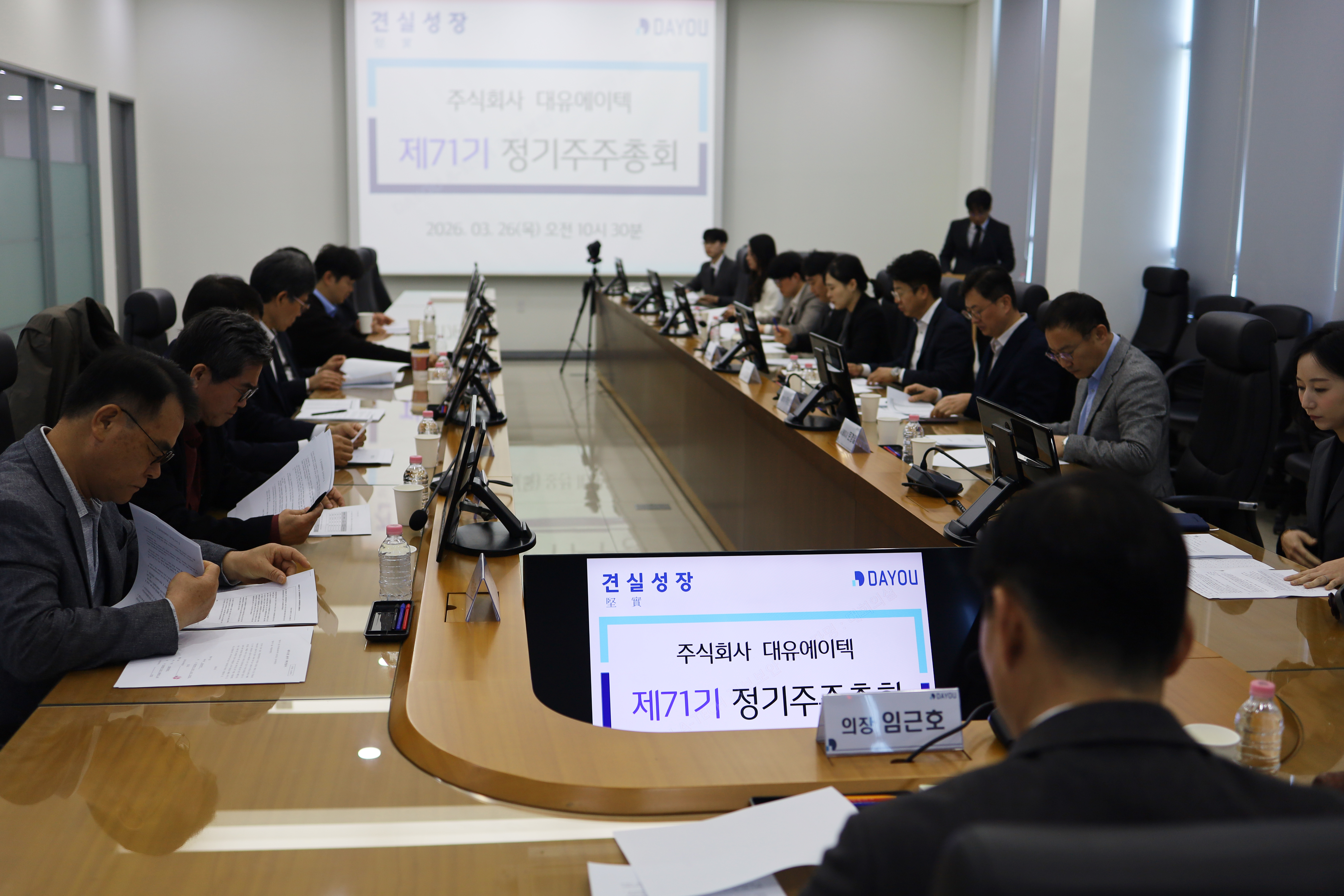 80b080c23bba7.jpg