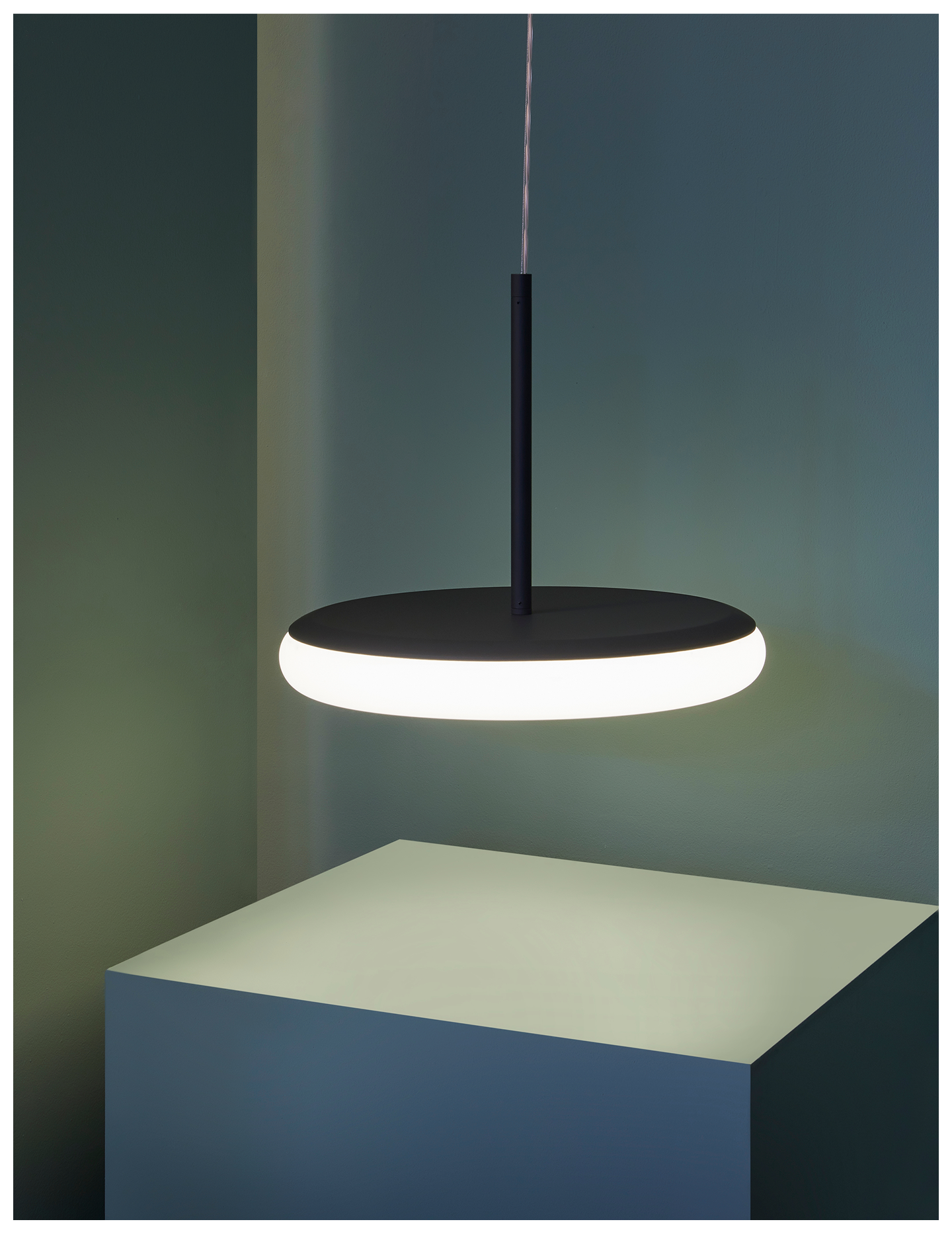 mozzi pendant lamp