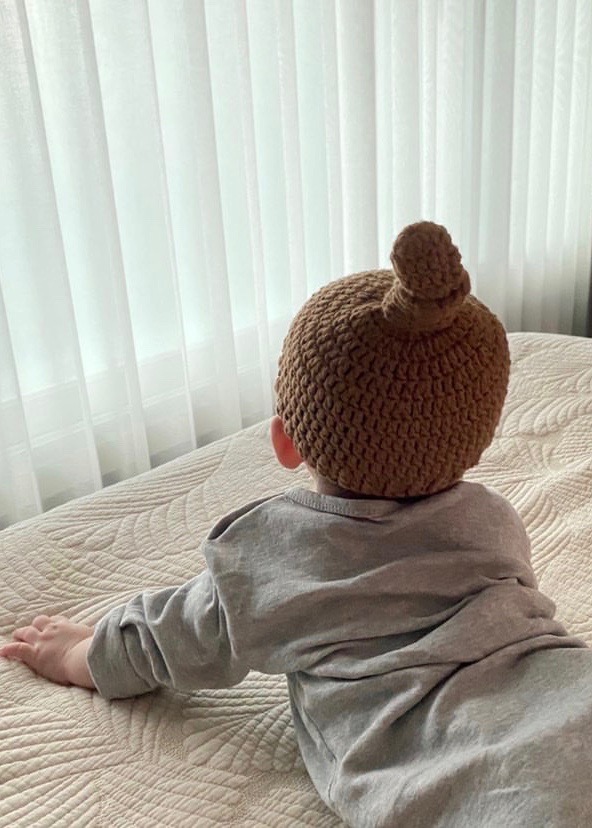 Knot hat