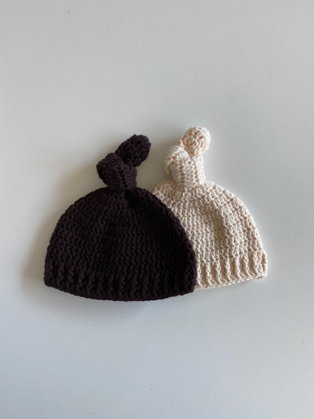 Knot hat