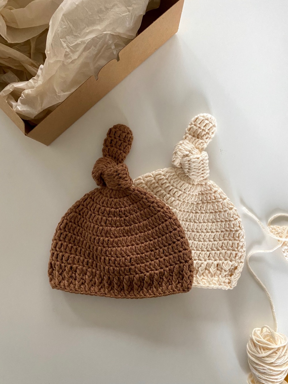 Knot hat