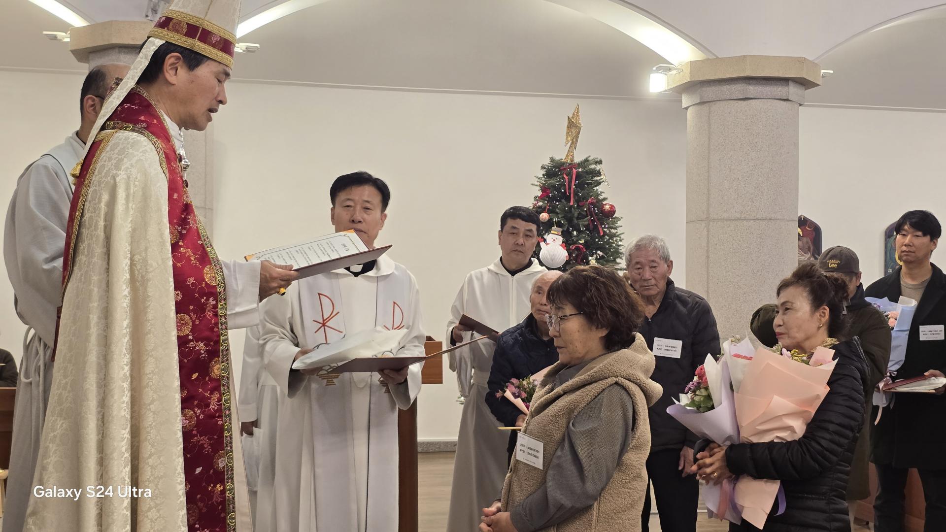 20251130 선교 127주년 및 축성기념, 추수감사주일에 견진성사가 있었습니다. : 온수리성공회, image size:1920x1080