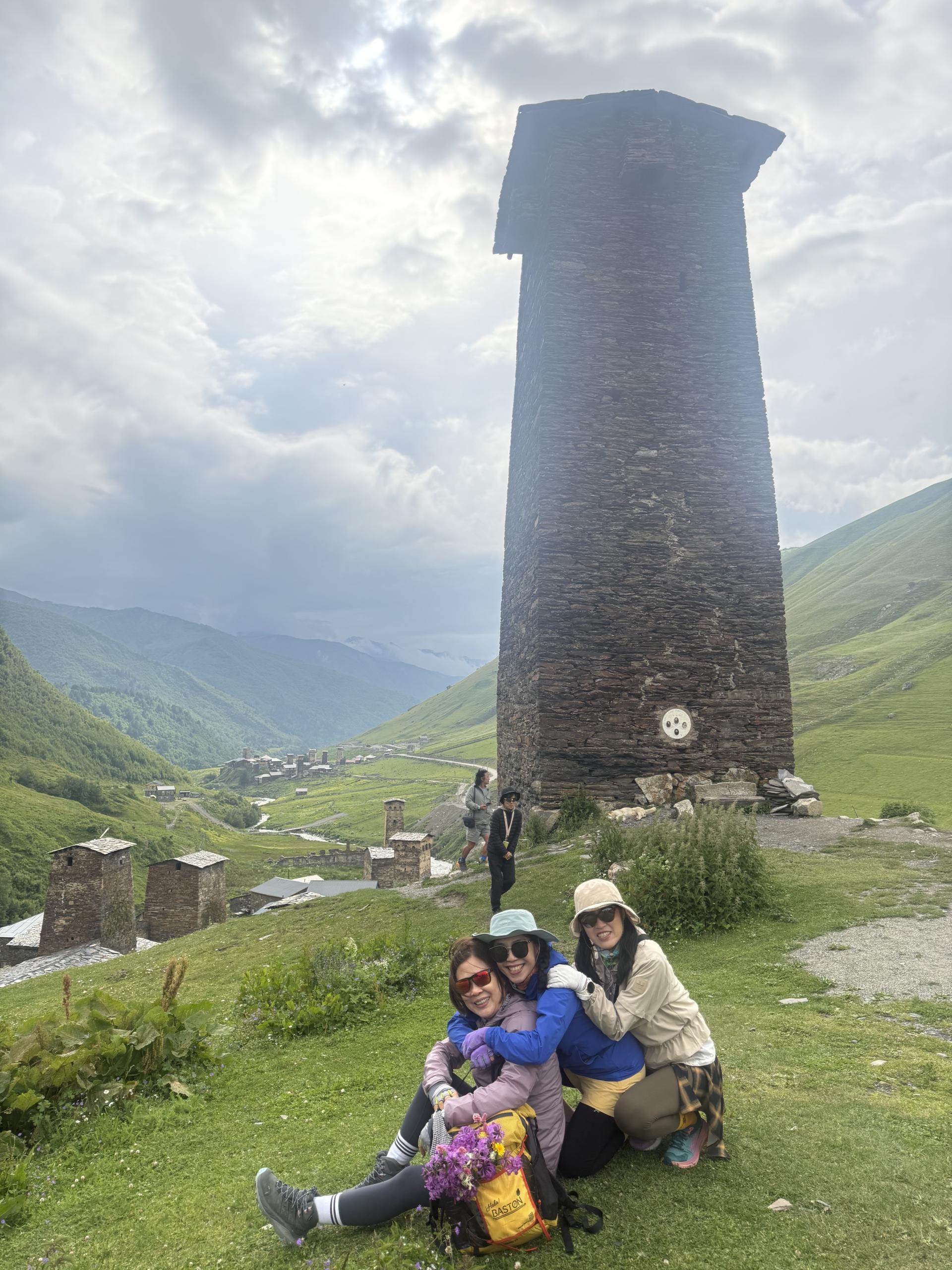 215a850383aad.jpg