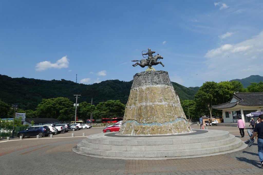 9005f139072bf.jpg