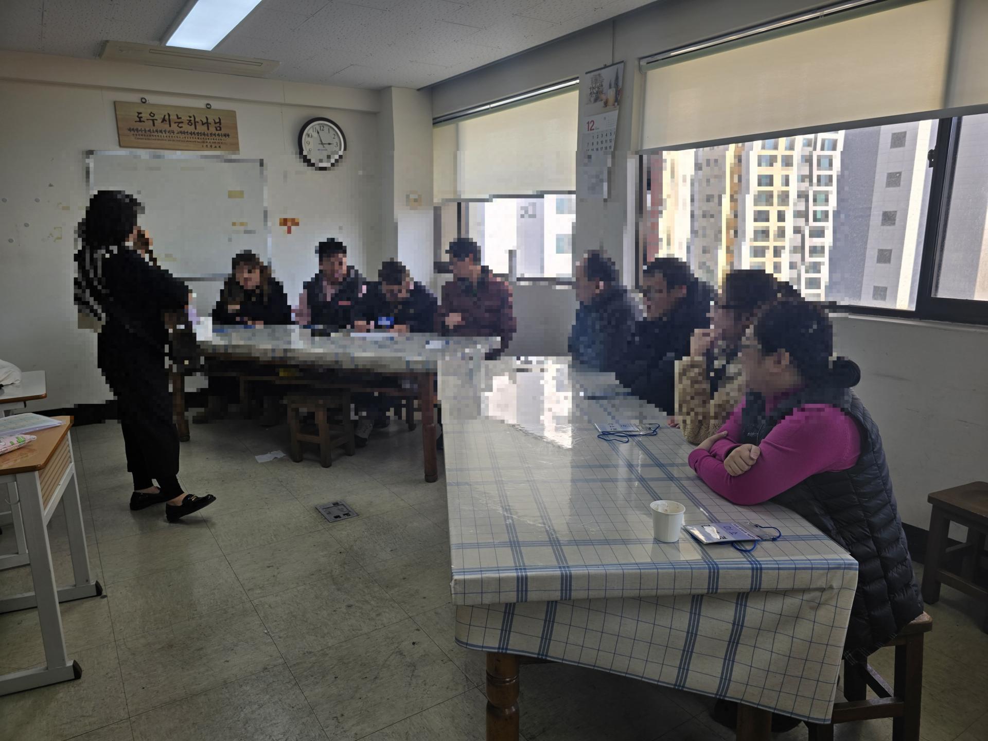 4ebc72eaf1519.jpg