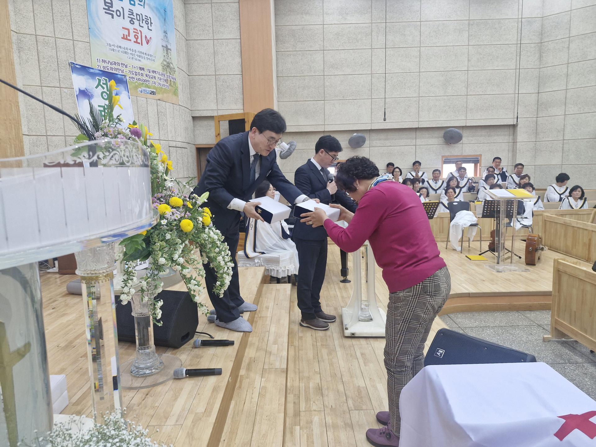 86c1b80fb442f.jpg