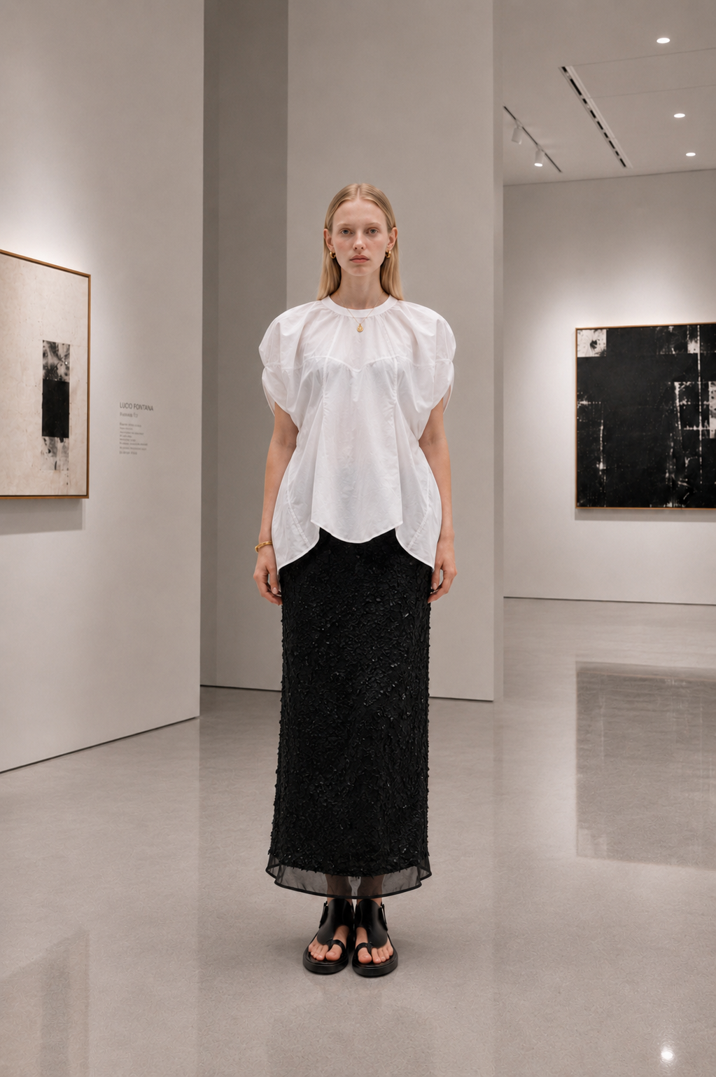 FLOWER PETALS TOP (WH)