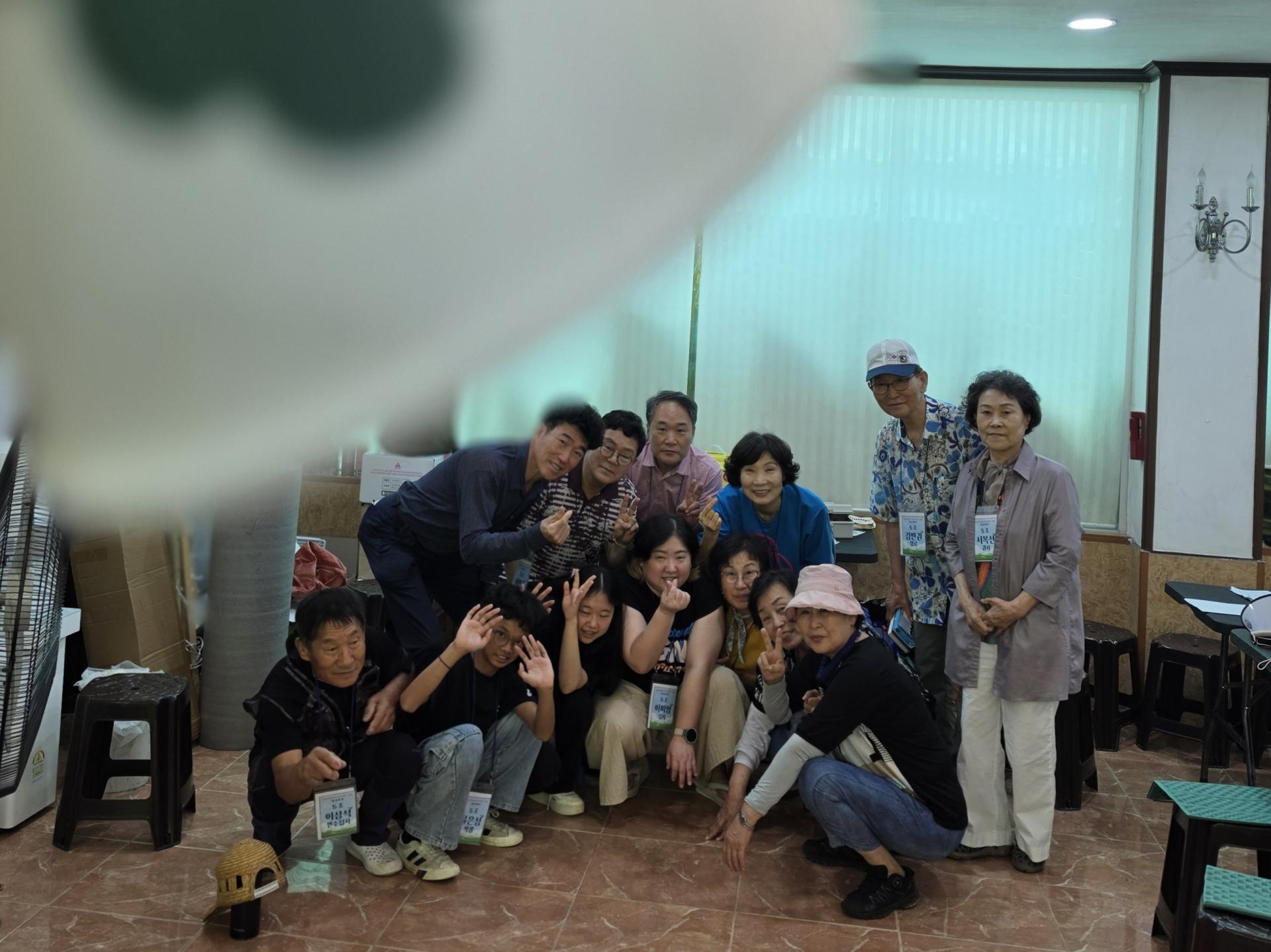 5b06d9316357c.jpg