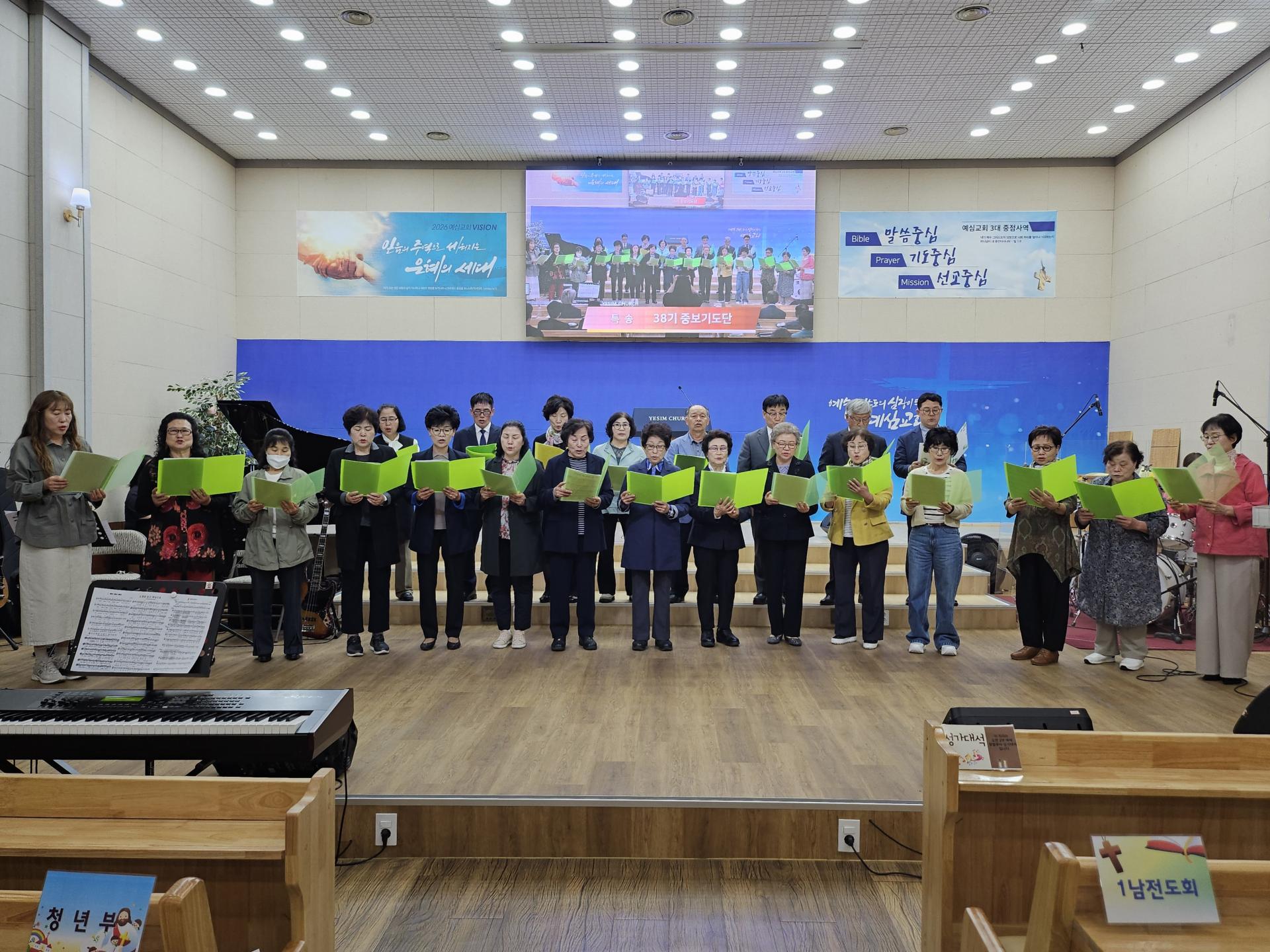 734e3d42d3093.jpg
