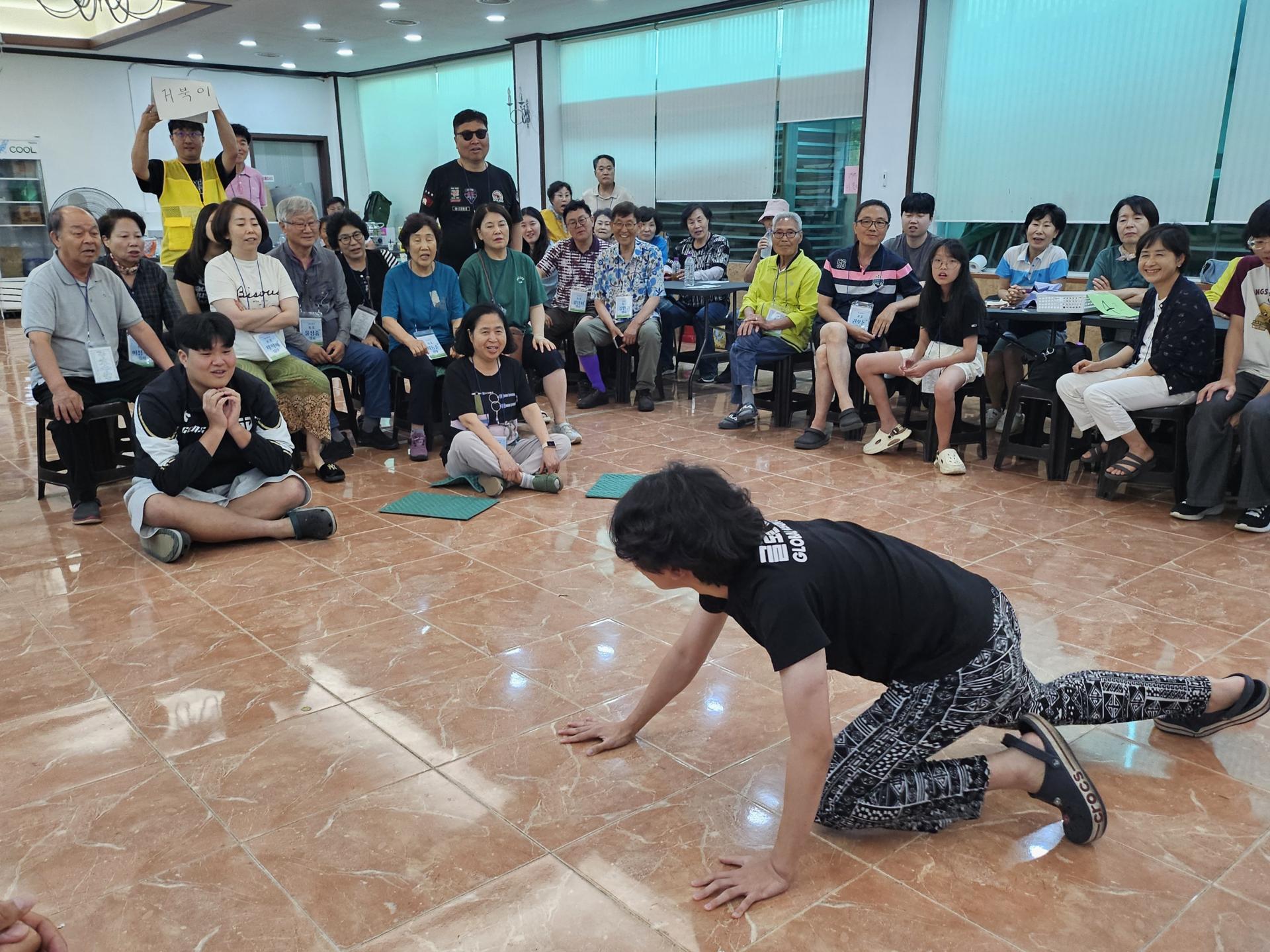 b2b53d50890bd.jpg