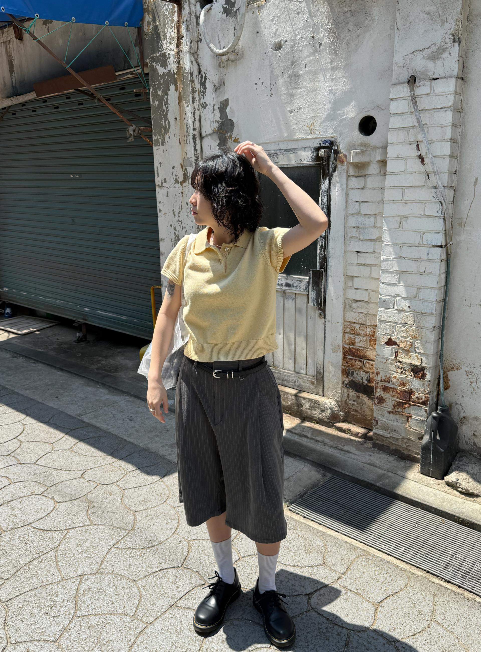 Mono Collar Knit