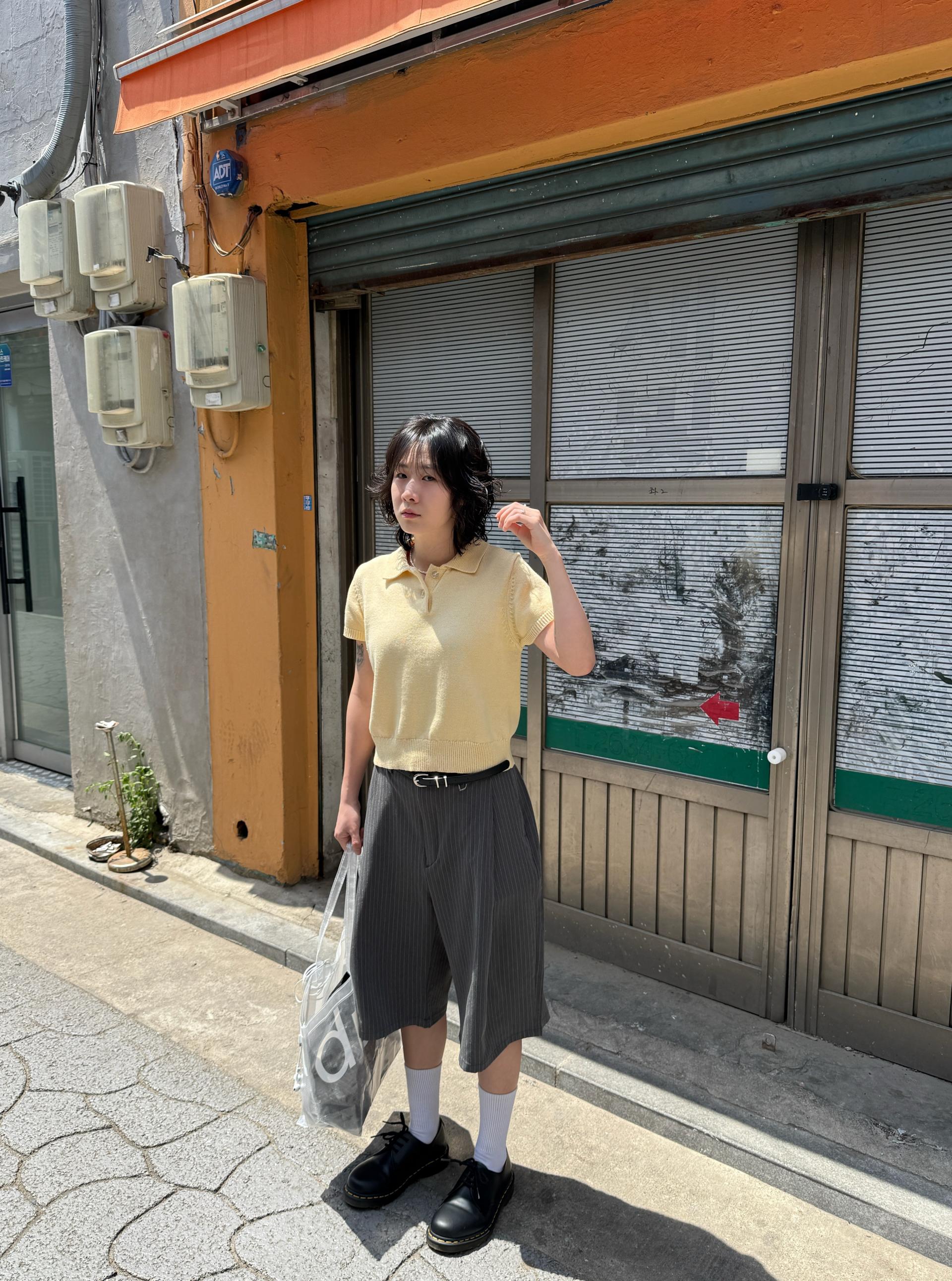 Mono Collar Knit