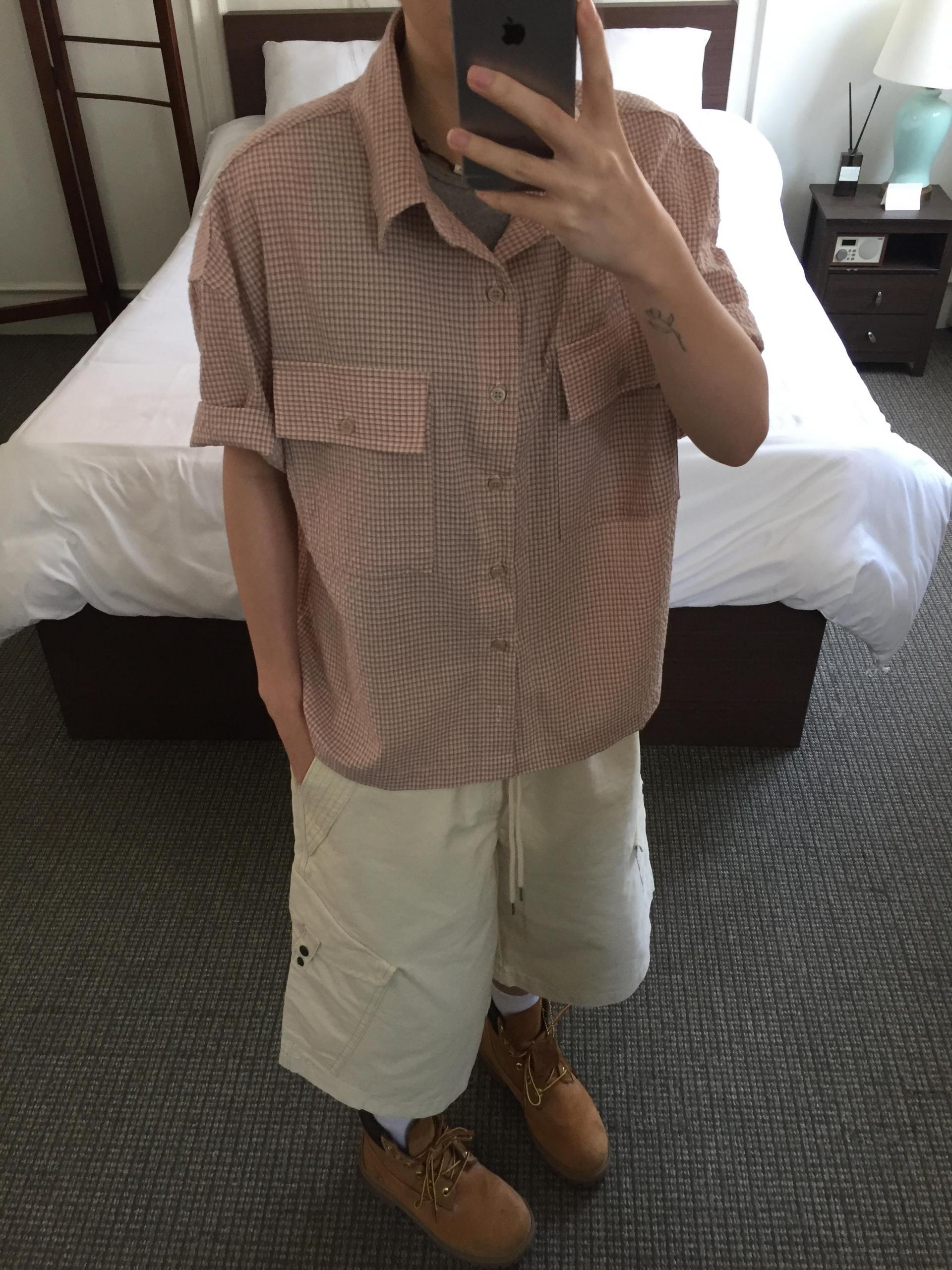(UNISEX) Plate Snap Bermuda Pants