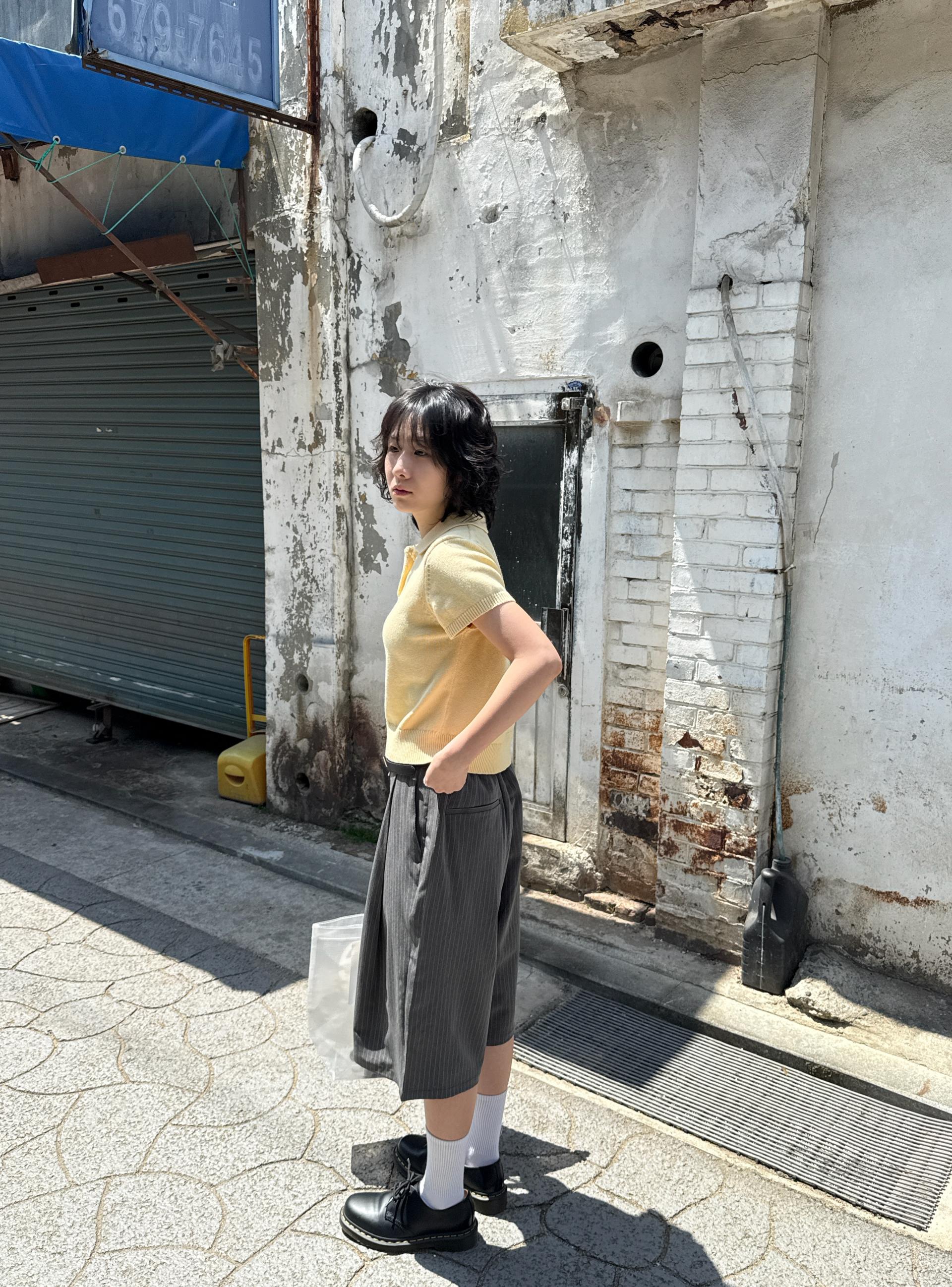 Mono Collar Knit
