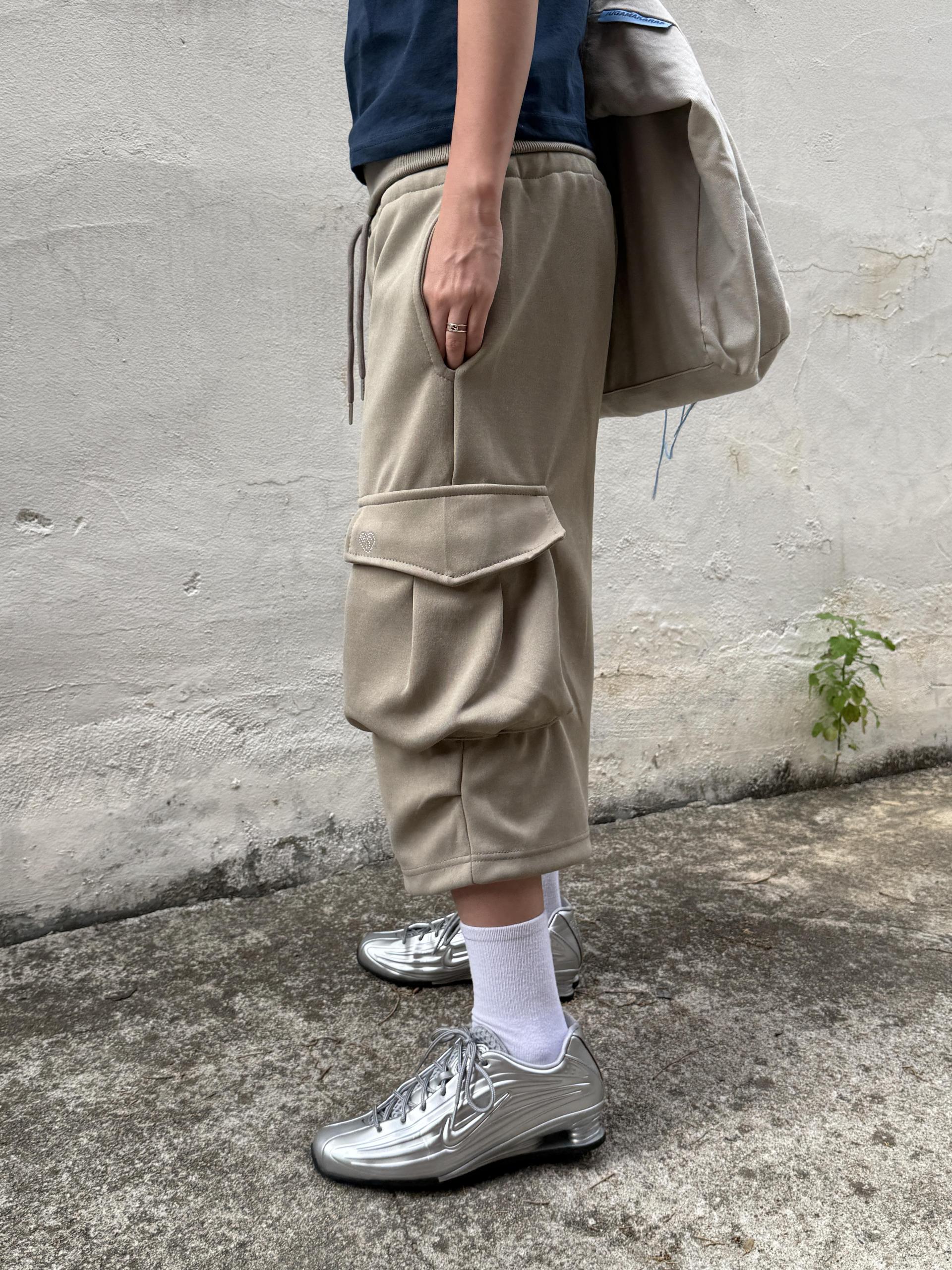 Capri Trek Pants
