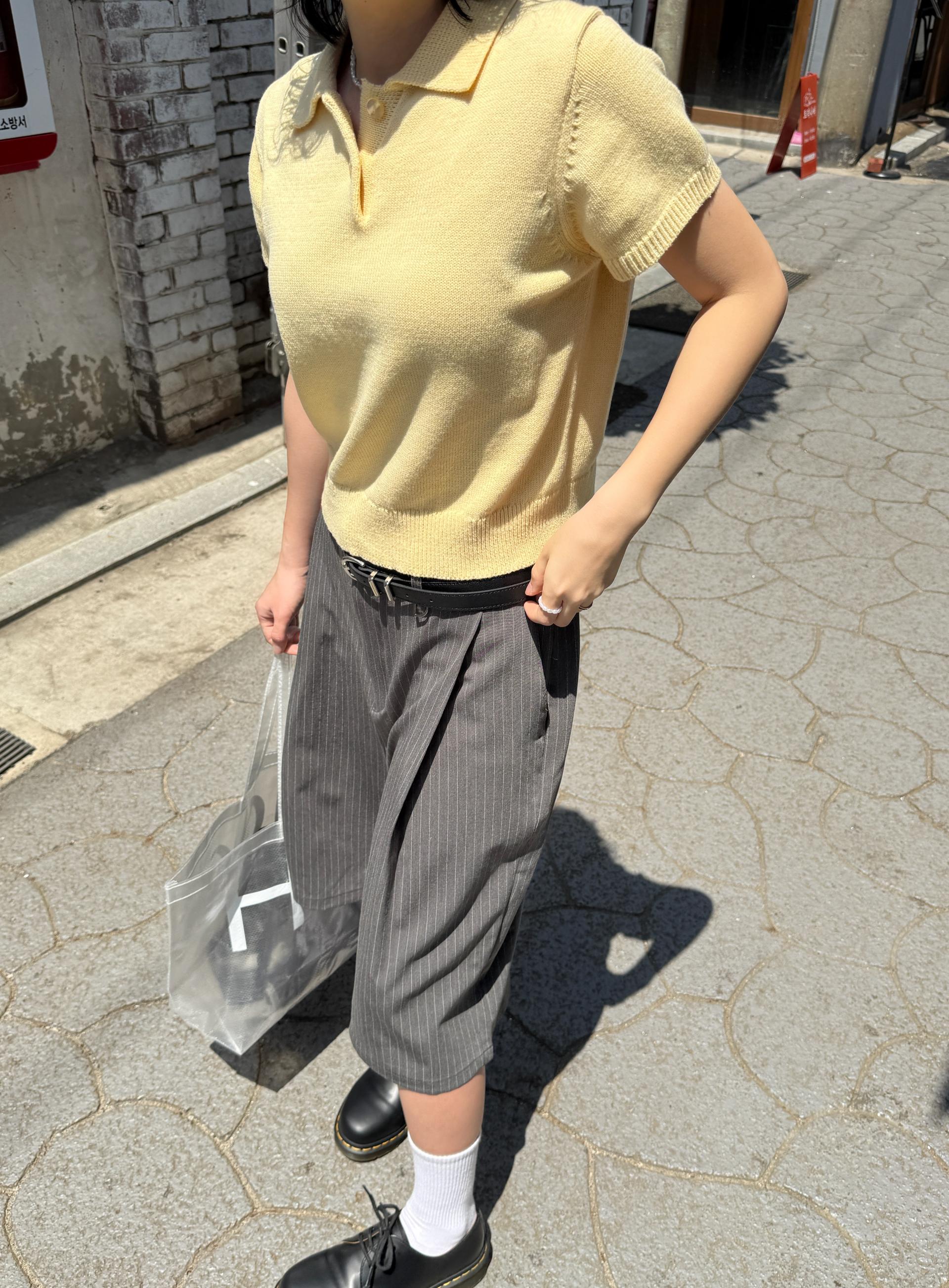Mono Collar Knit