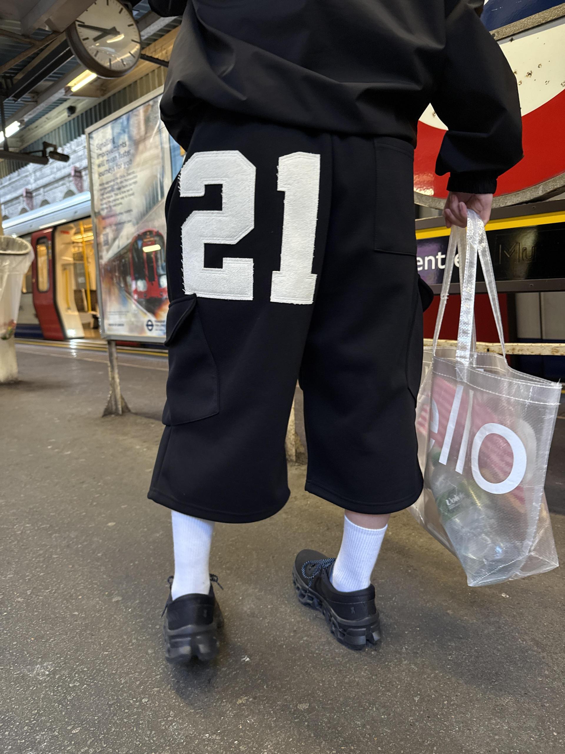 (UNISEX) Numbering Bermuda Pants