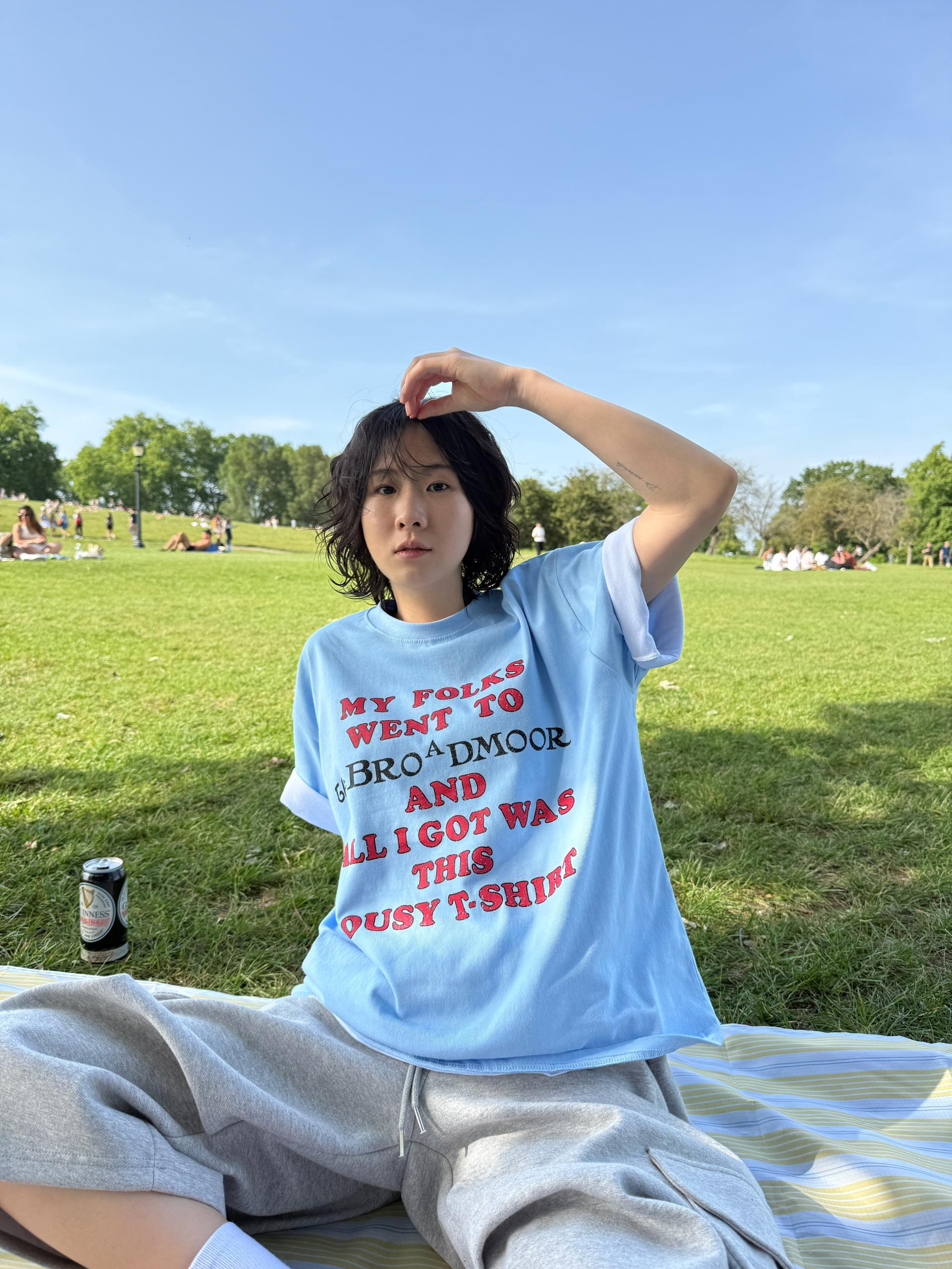 (UNISEX) Rouge Graphic Tee
