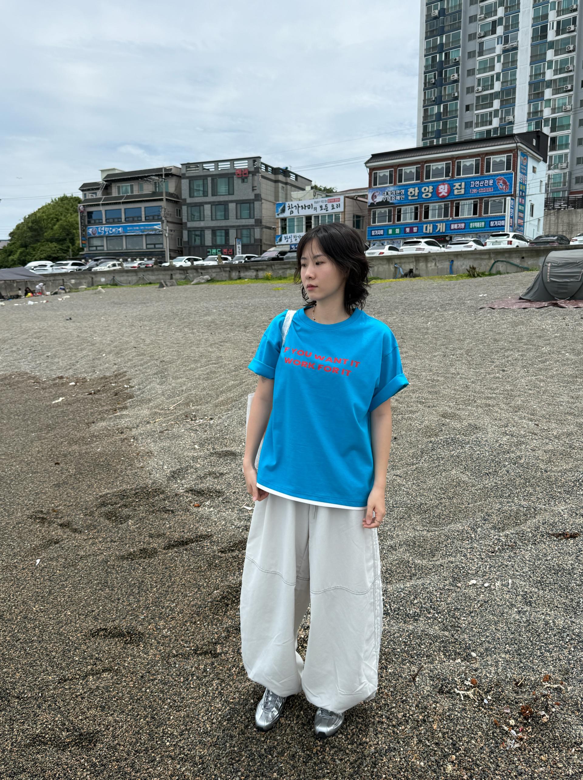 (UNISEX) Layered Slogan Tee