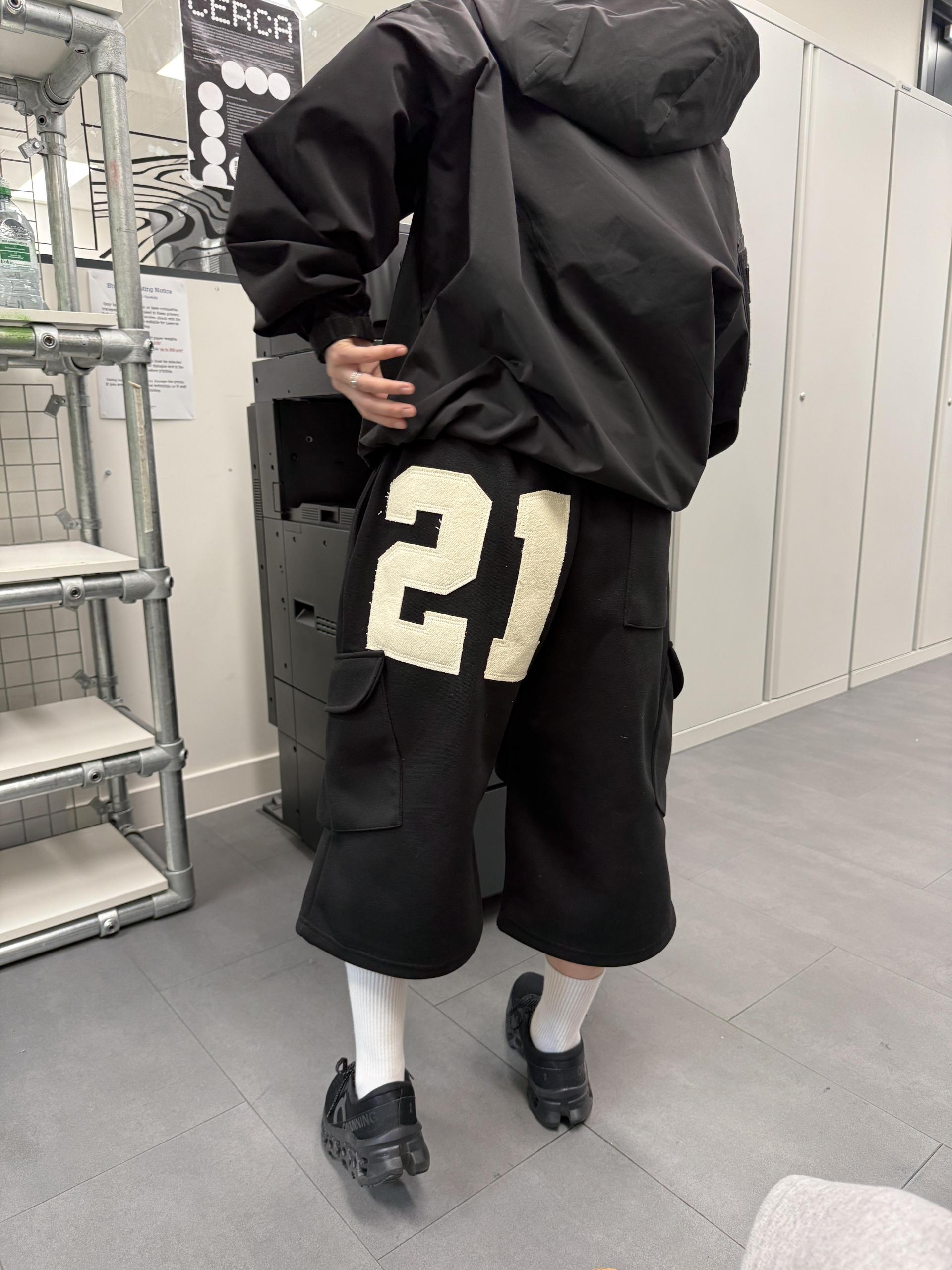 (UNISEX) Numbering Bermuda Pants