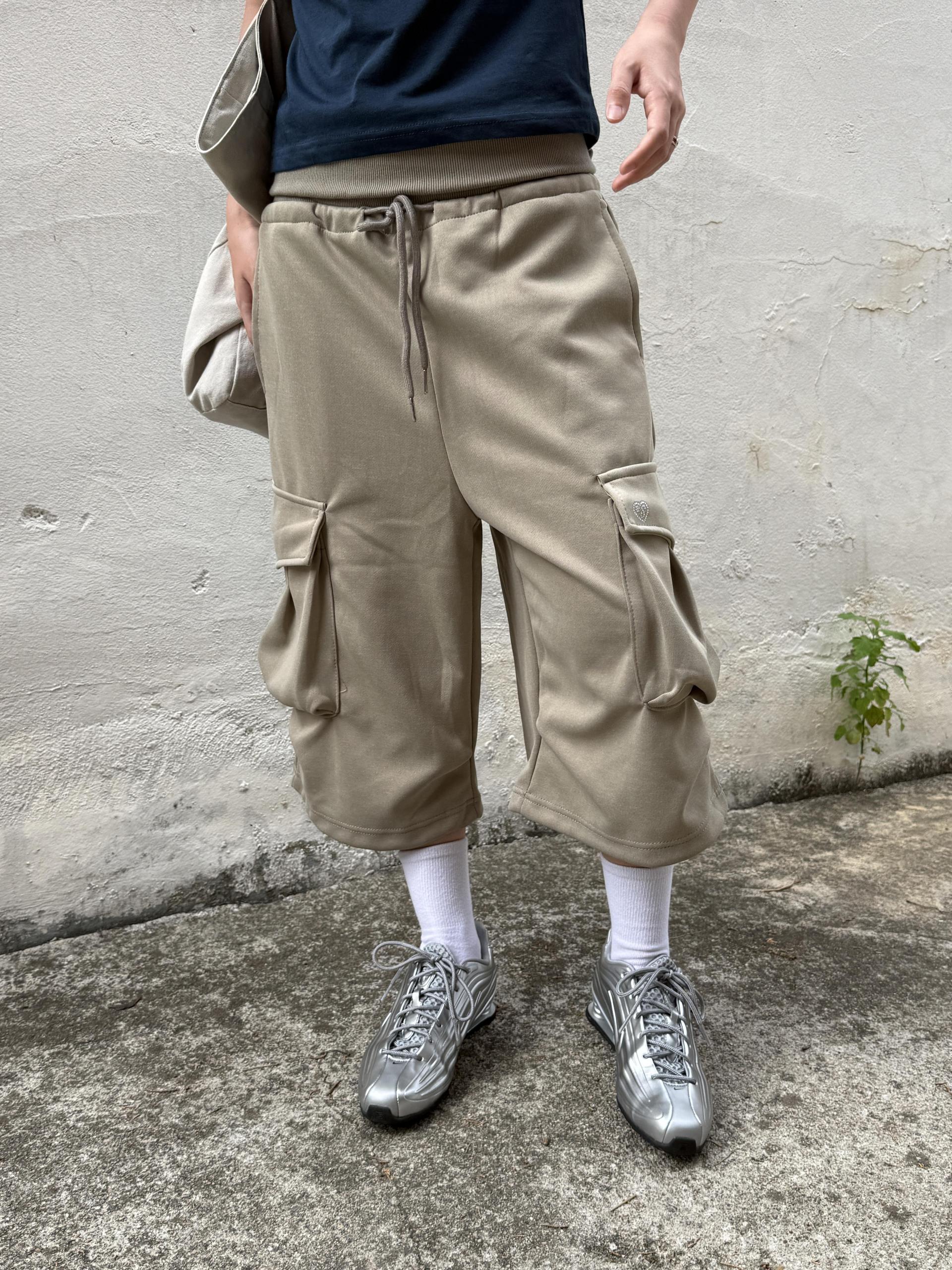 Capri Trek Pants