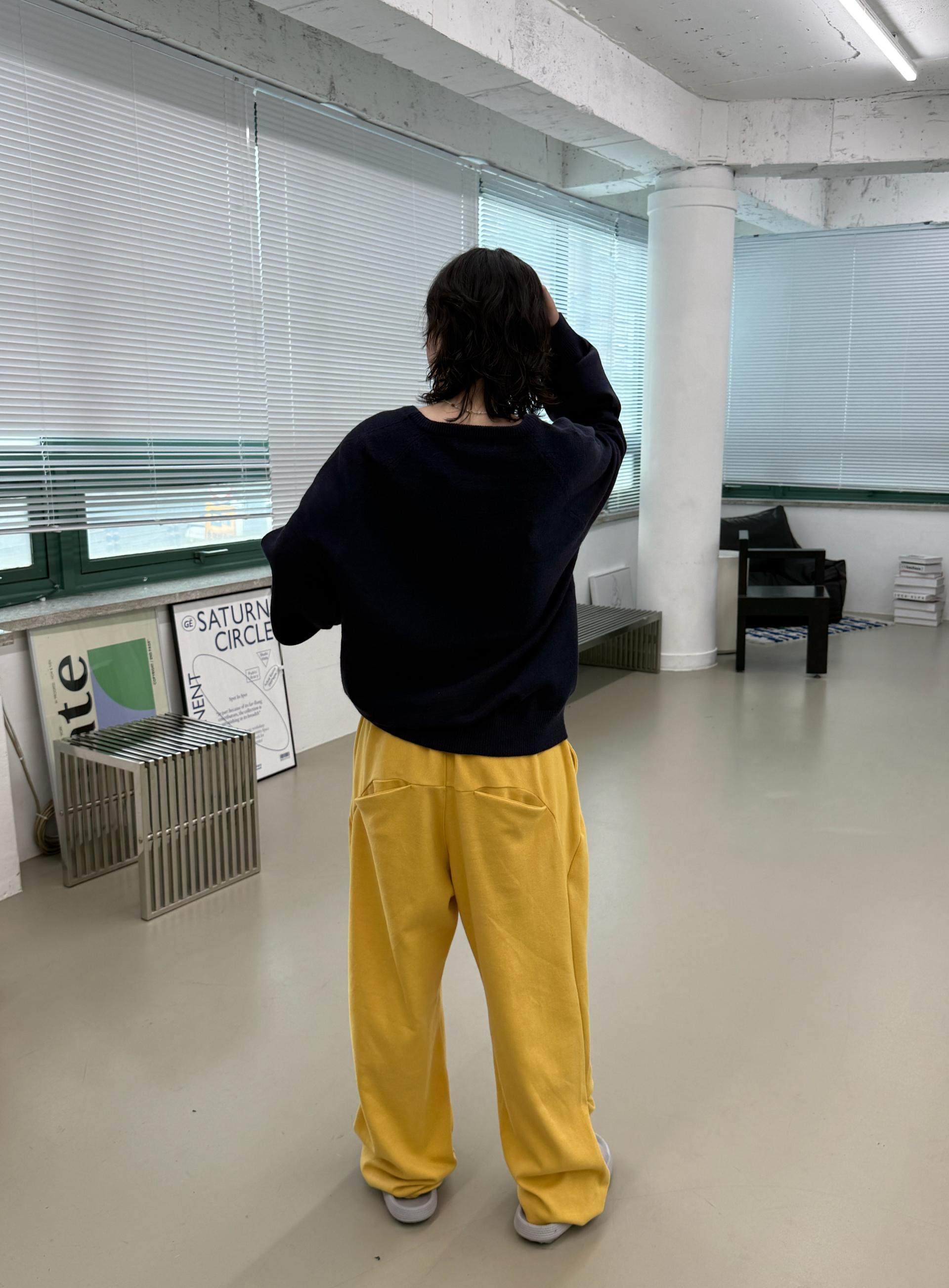 Mellow V-Neck Knit