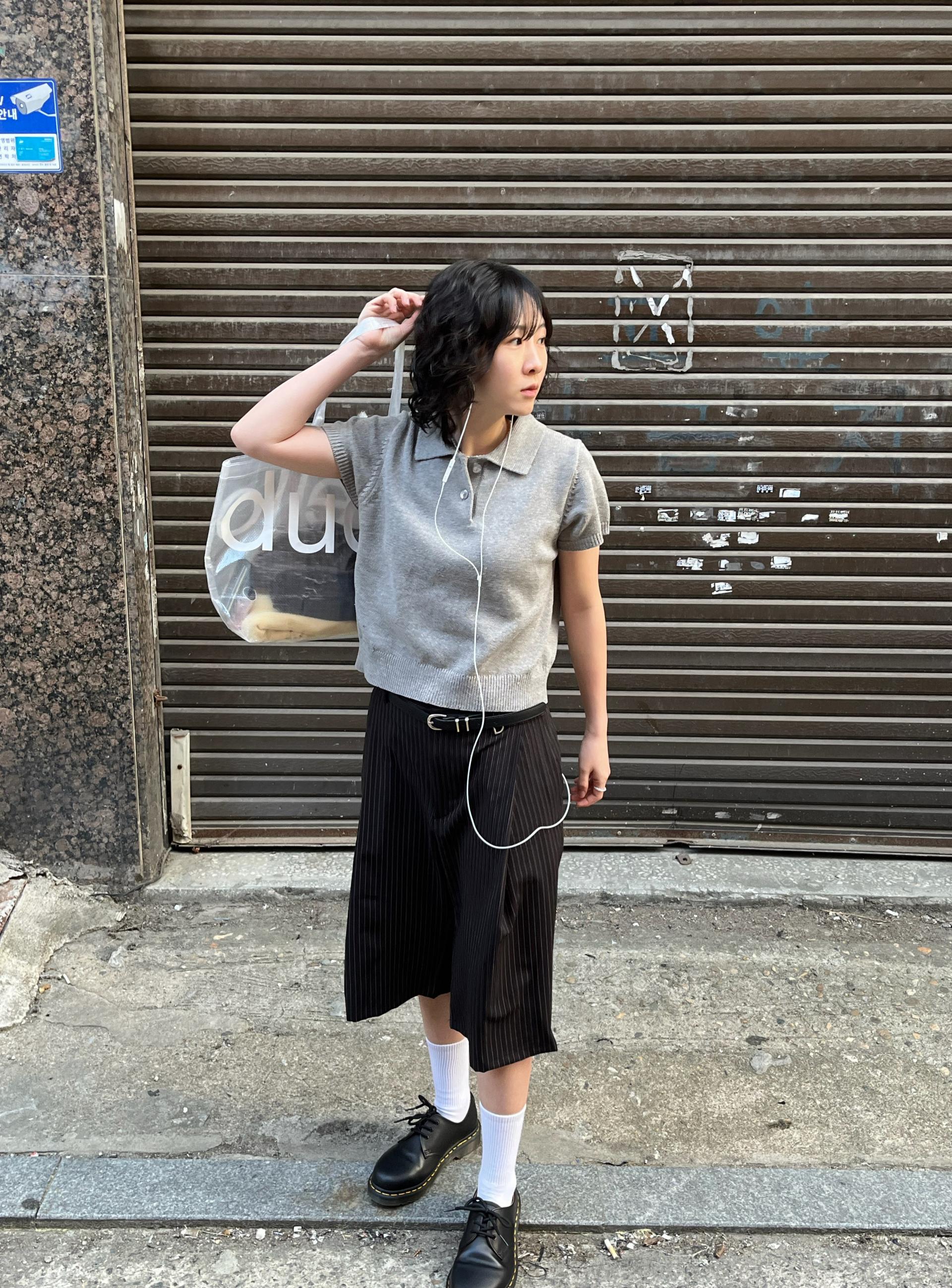 Mono Collar Knit