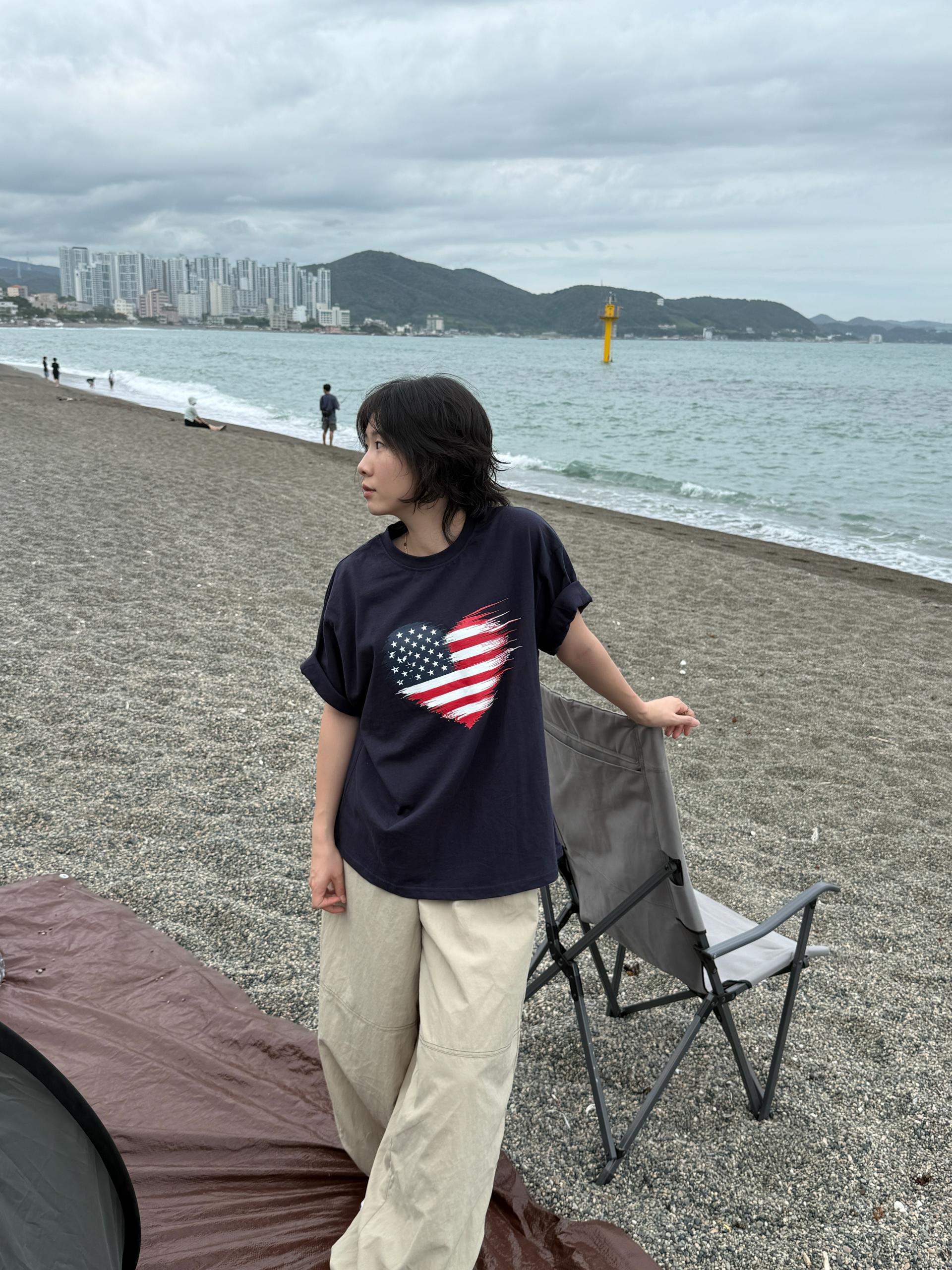 (USNISEX) Vintage USA Heart Tee