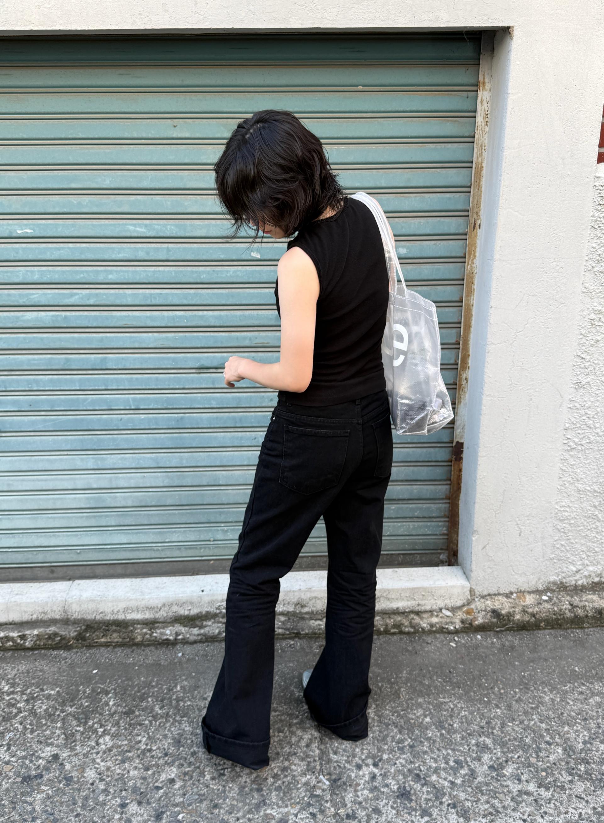 (UNISEX) Embo Flare Denim