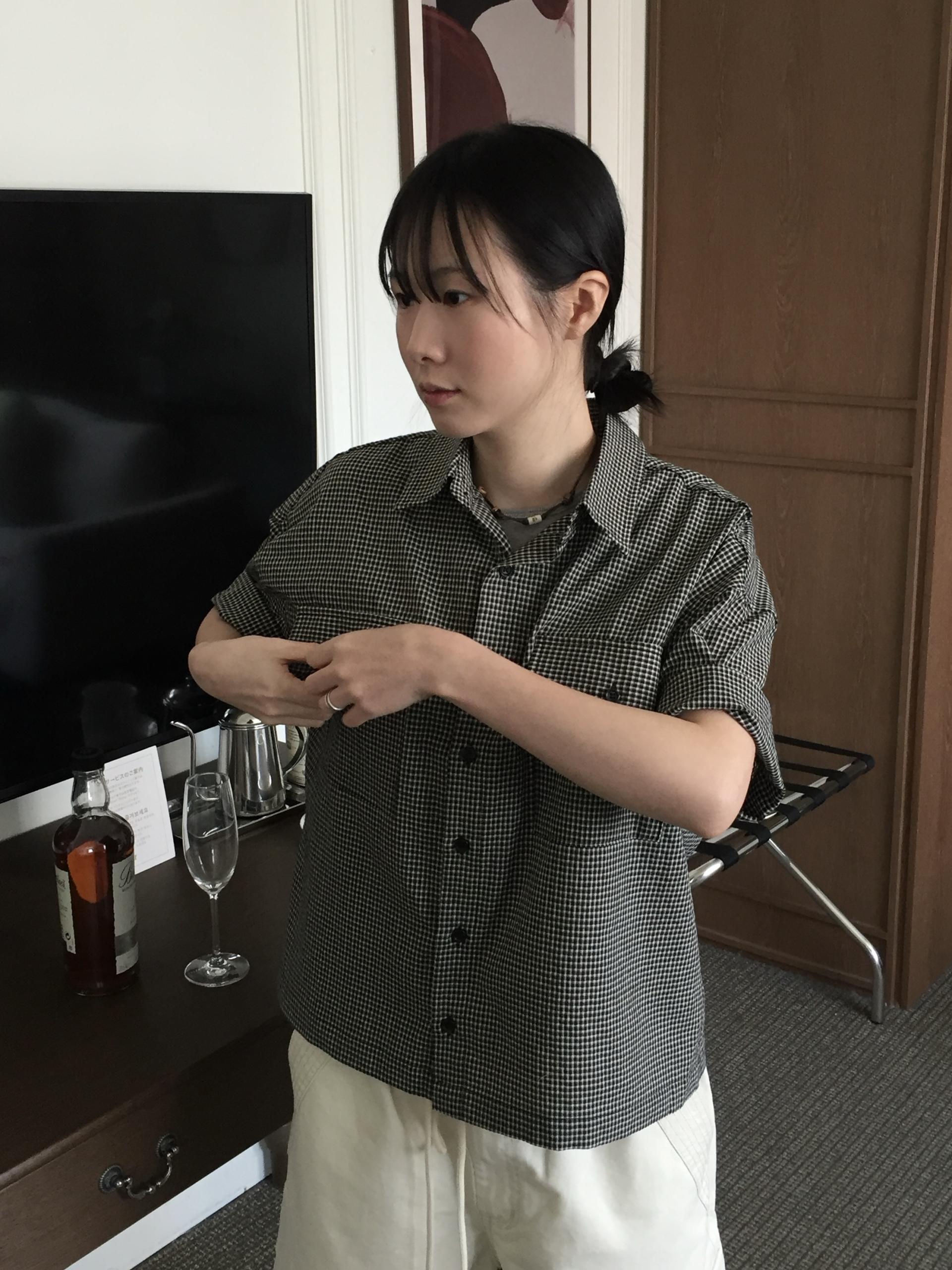 (UNISEX) Double Crop Check Shirt